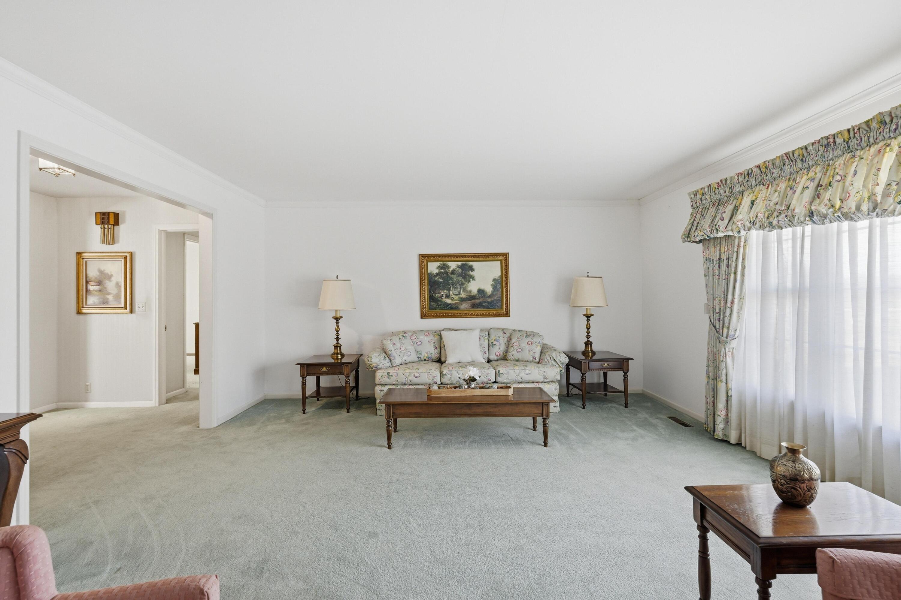 202 Gardner Drive Property Photo 12