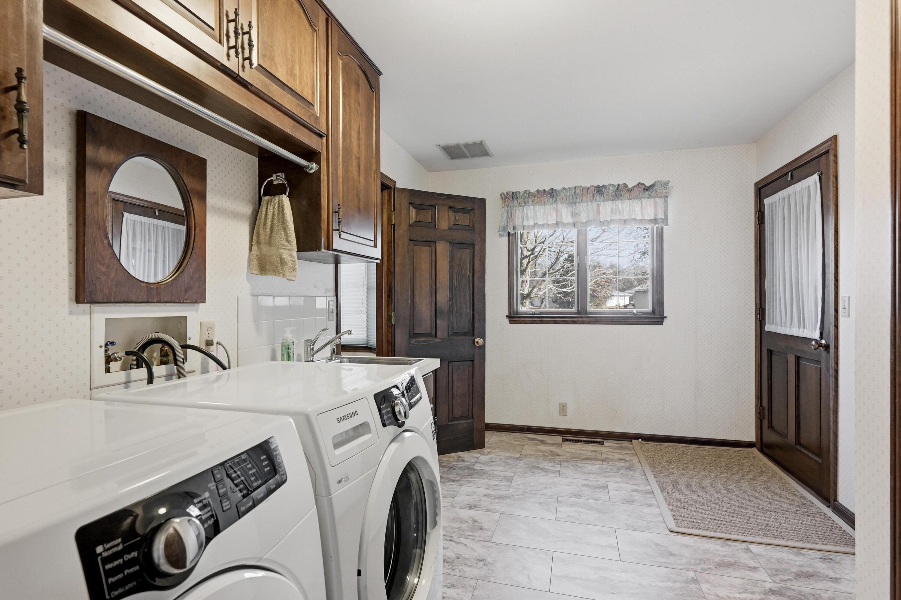 202 Gardner Drive Property Photo 27