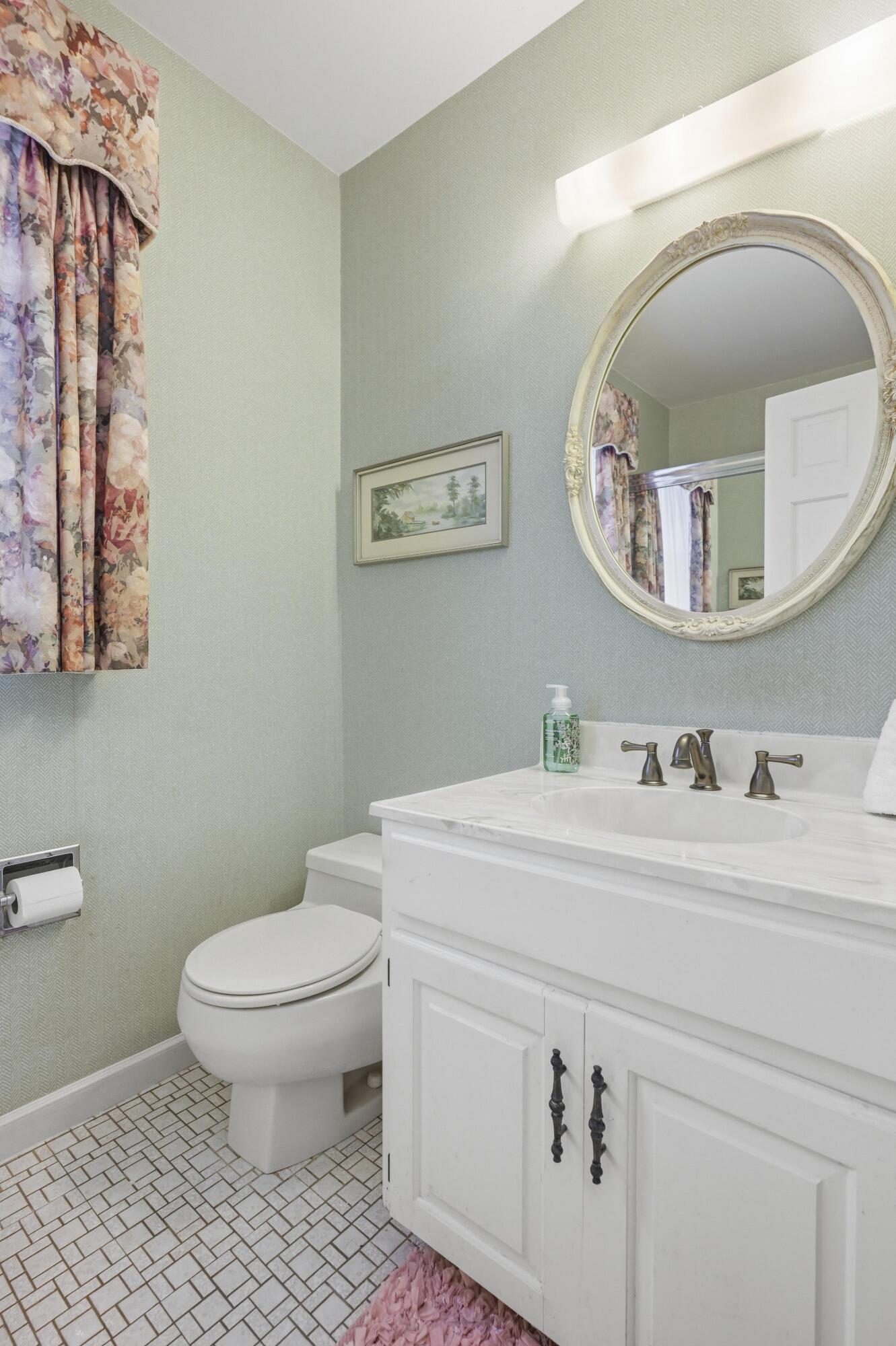 202 Gardner Drive Property Photo 41