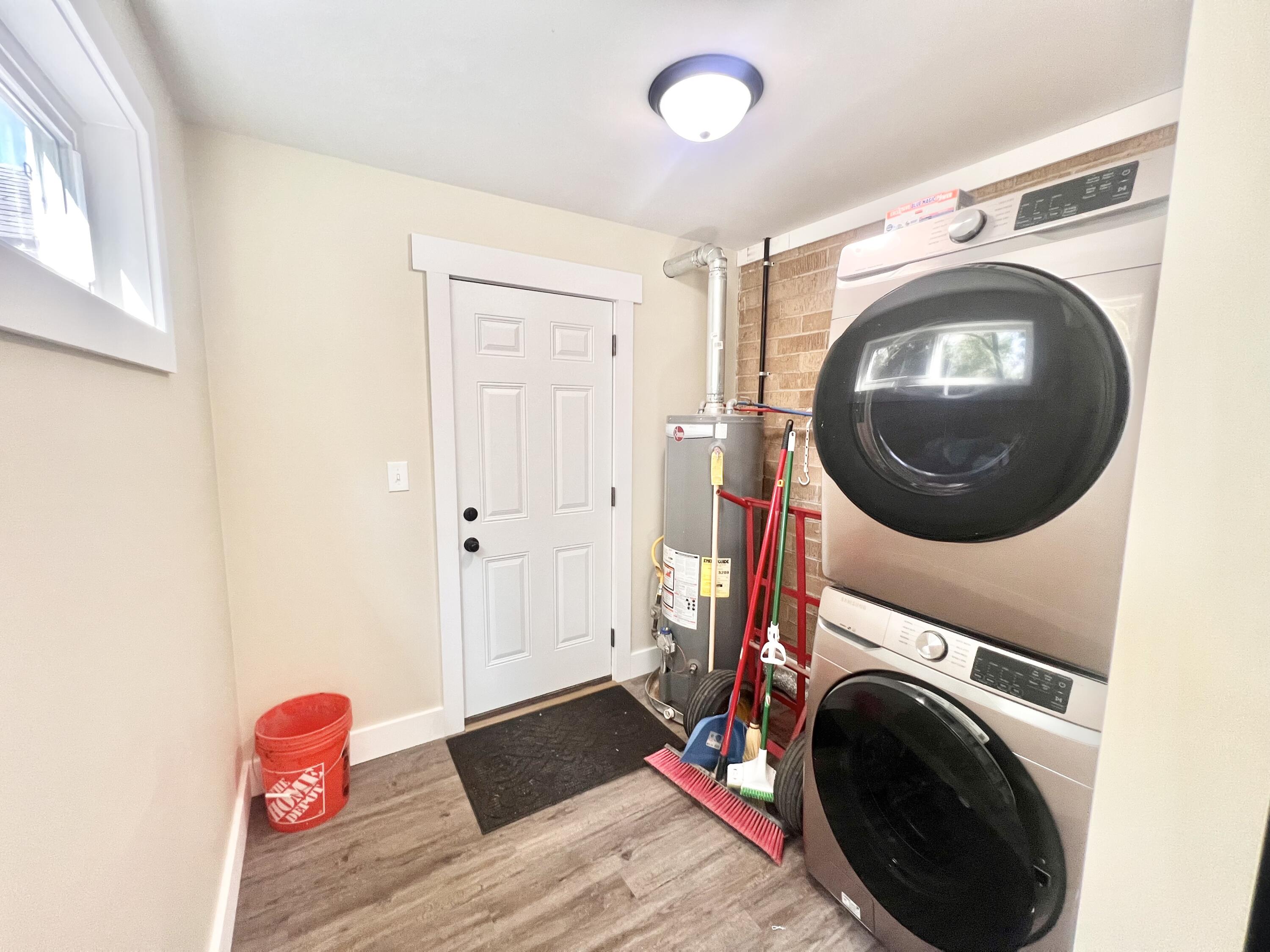 1010 West Cass Avenue Property Photo 12