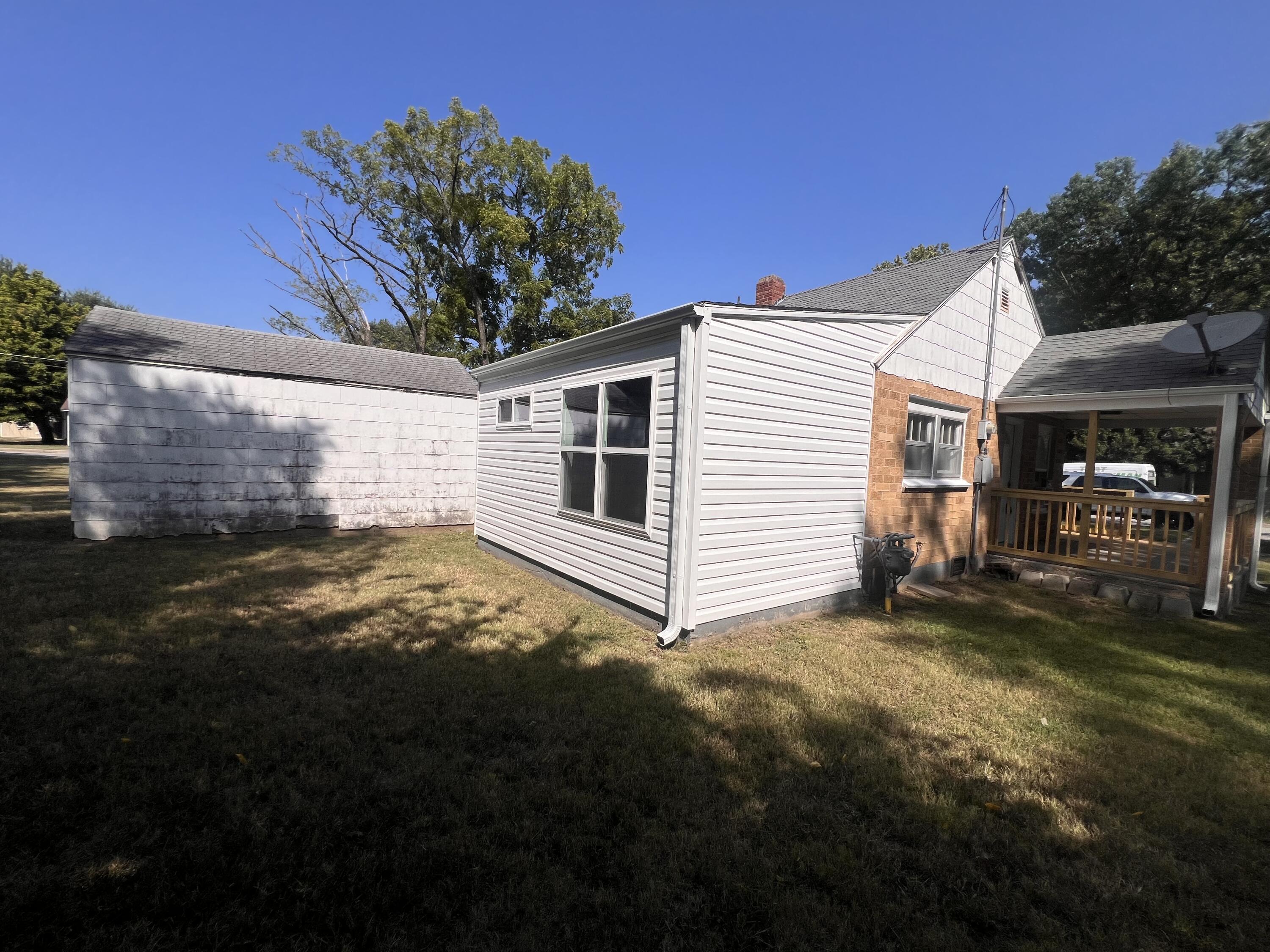 1010 West Cass Avenue Property Photo 23