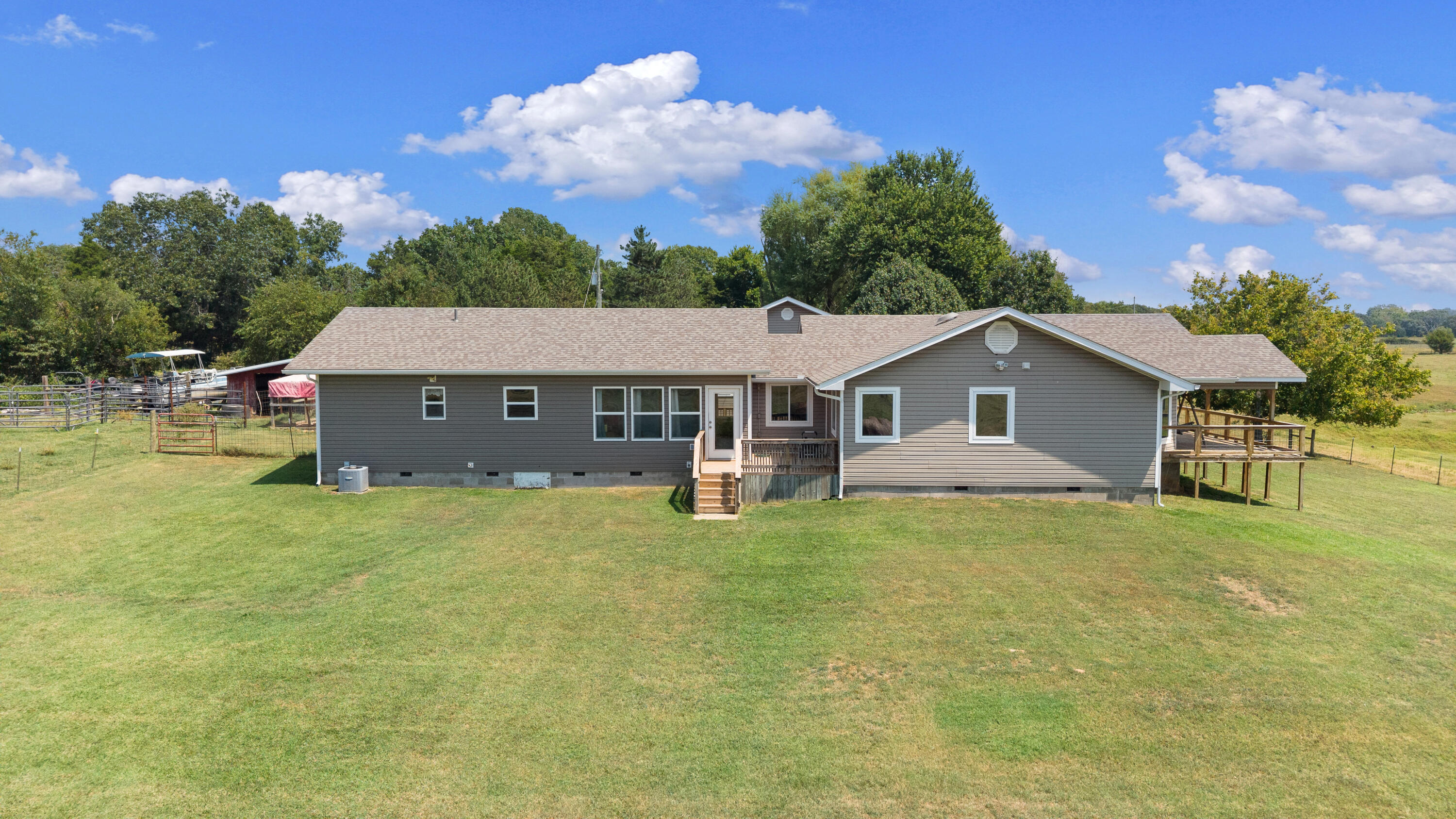 7449 Farm Road 2280 Property Photo 14
