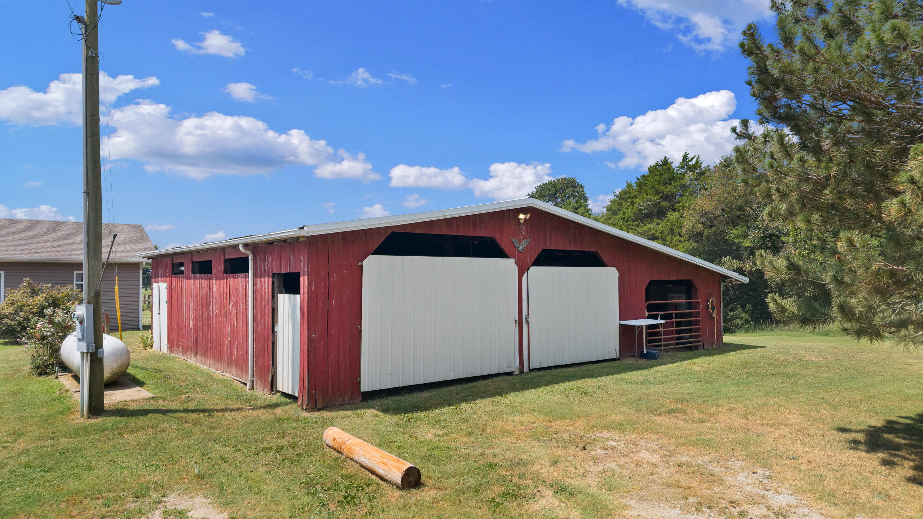 7449 Farm Road 2280 Property Photo 50