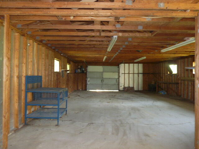 418 County Road 521 Property Photo 5