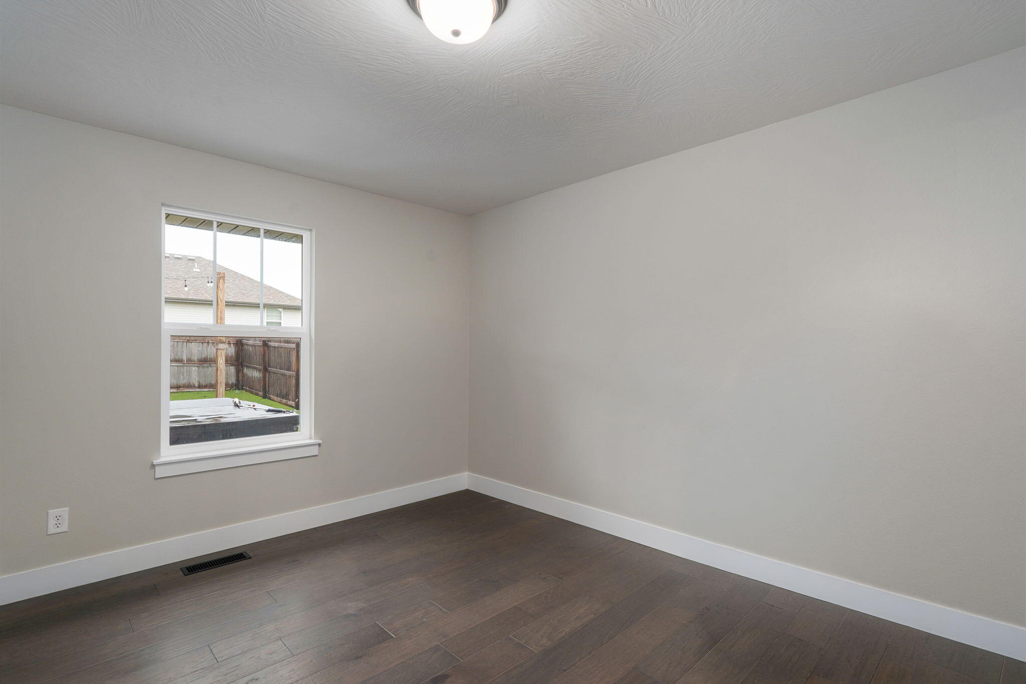 817 South Ridgemont Drive Property Photo 15