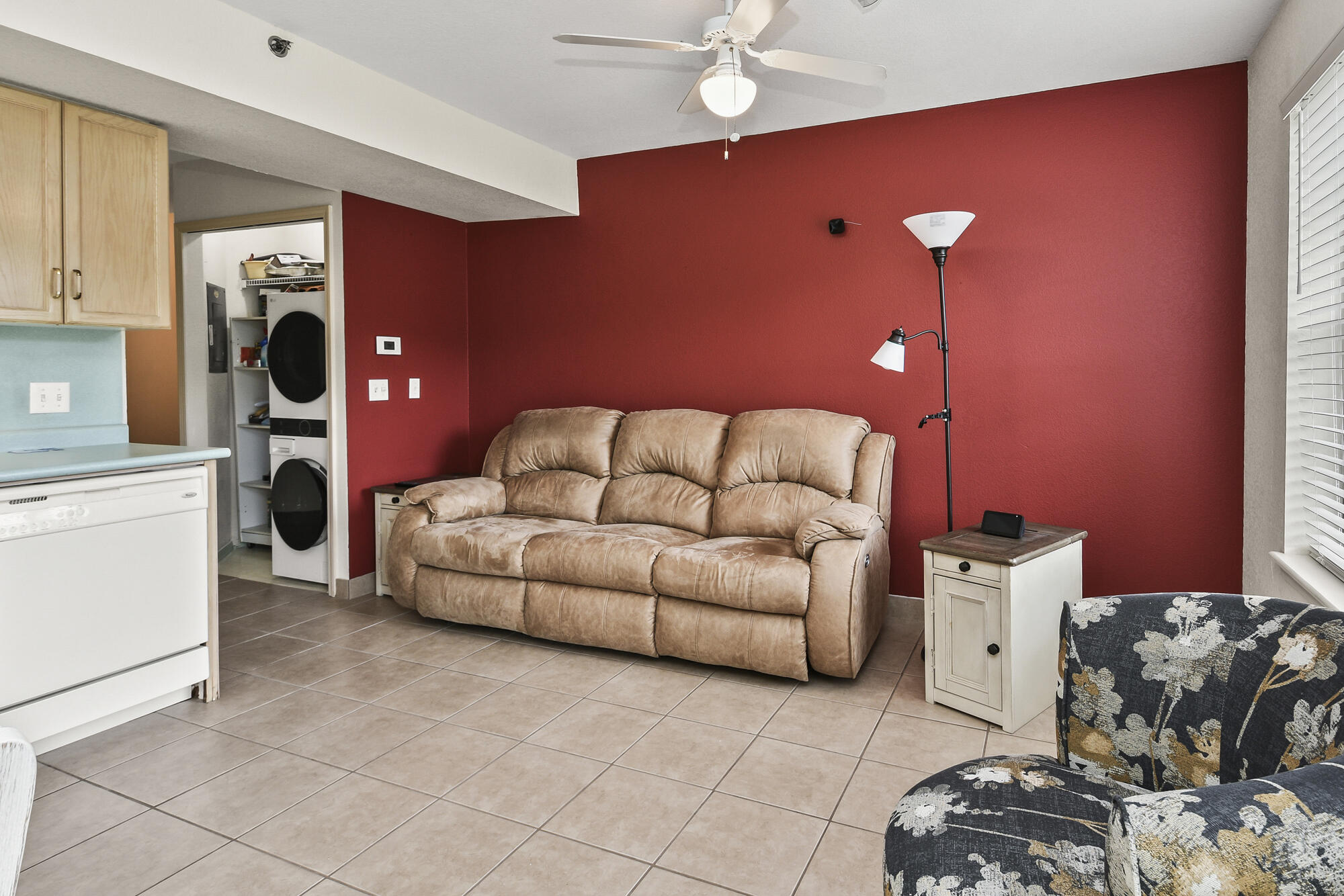 700 Fall Creek Drive Apt 4 Property Photo 5