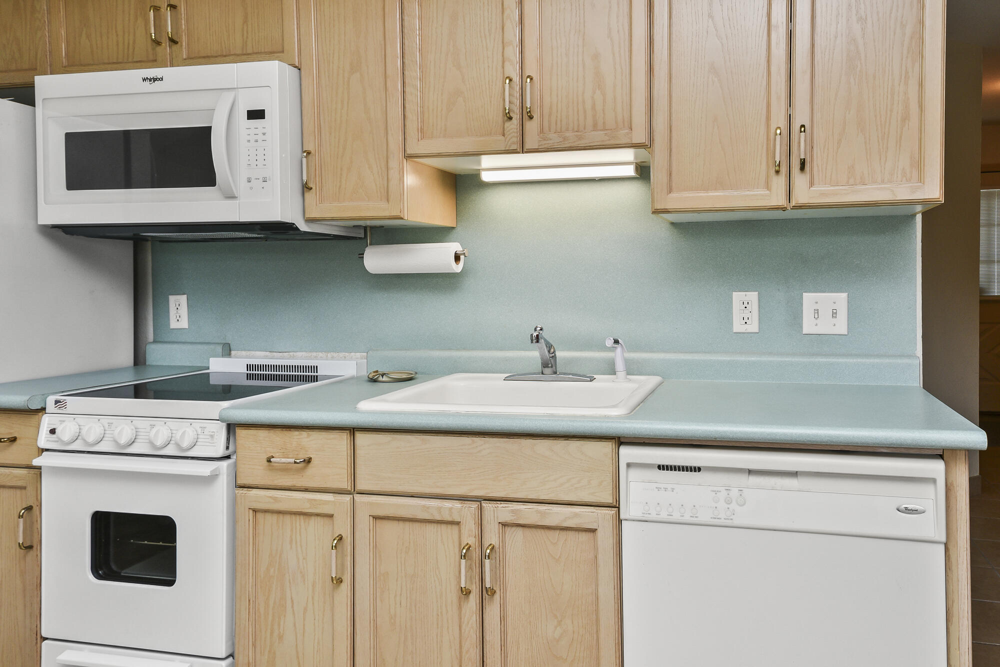 700 Fall Creek Drive Apt 4 Property Photo 10