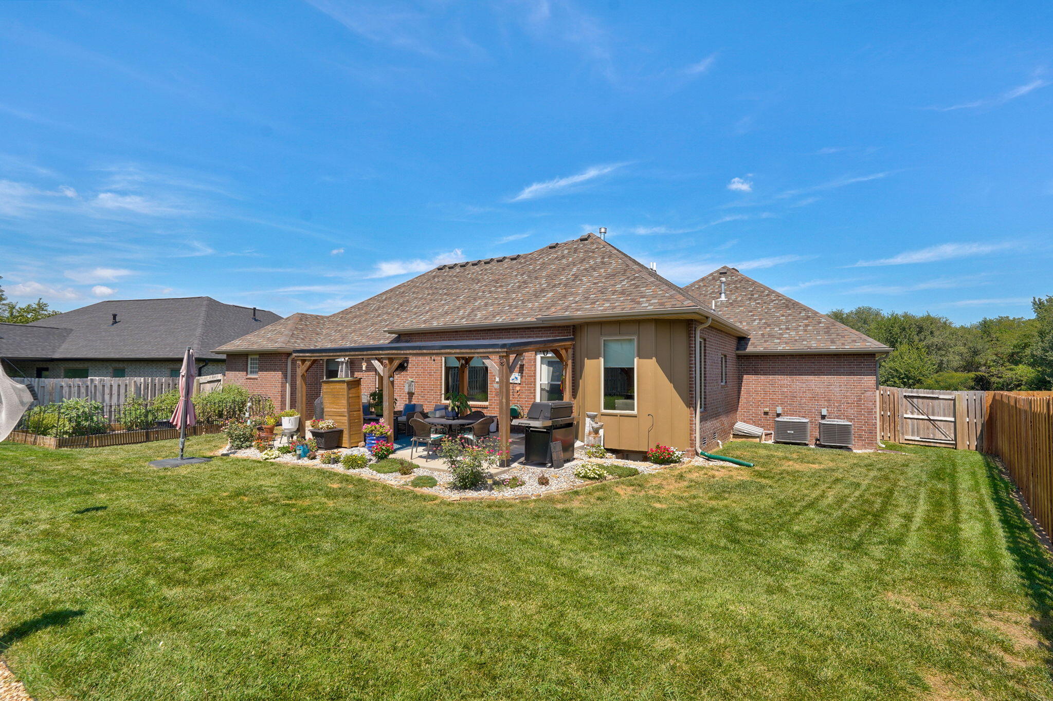 1124 East Headley Street Property Photo 33
