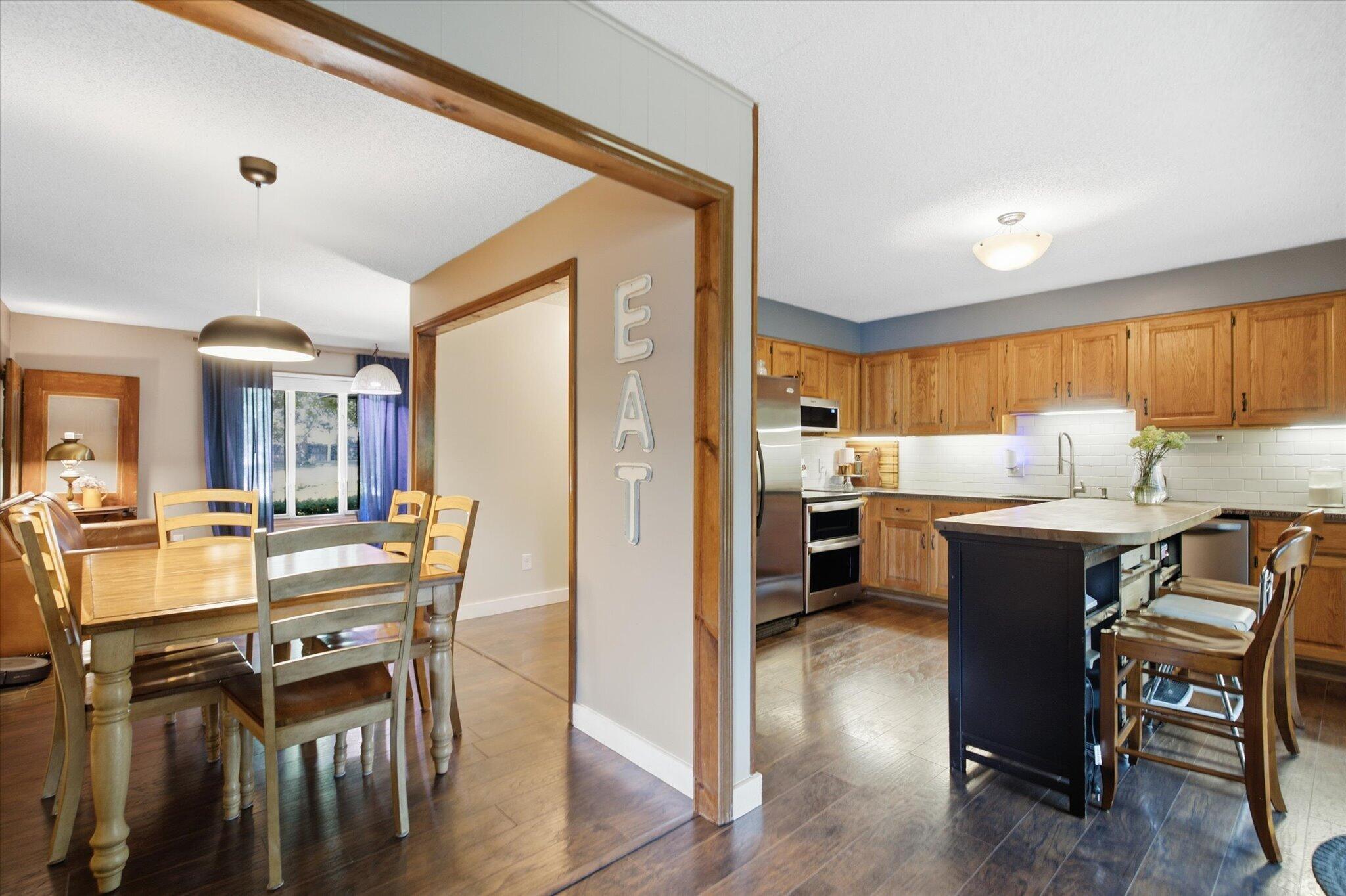 835 East Jewett Street Property Photo 10