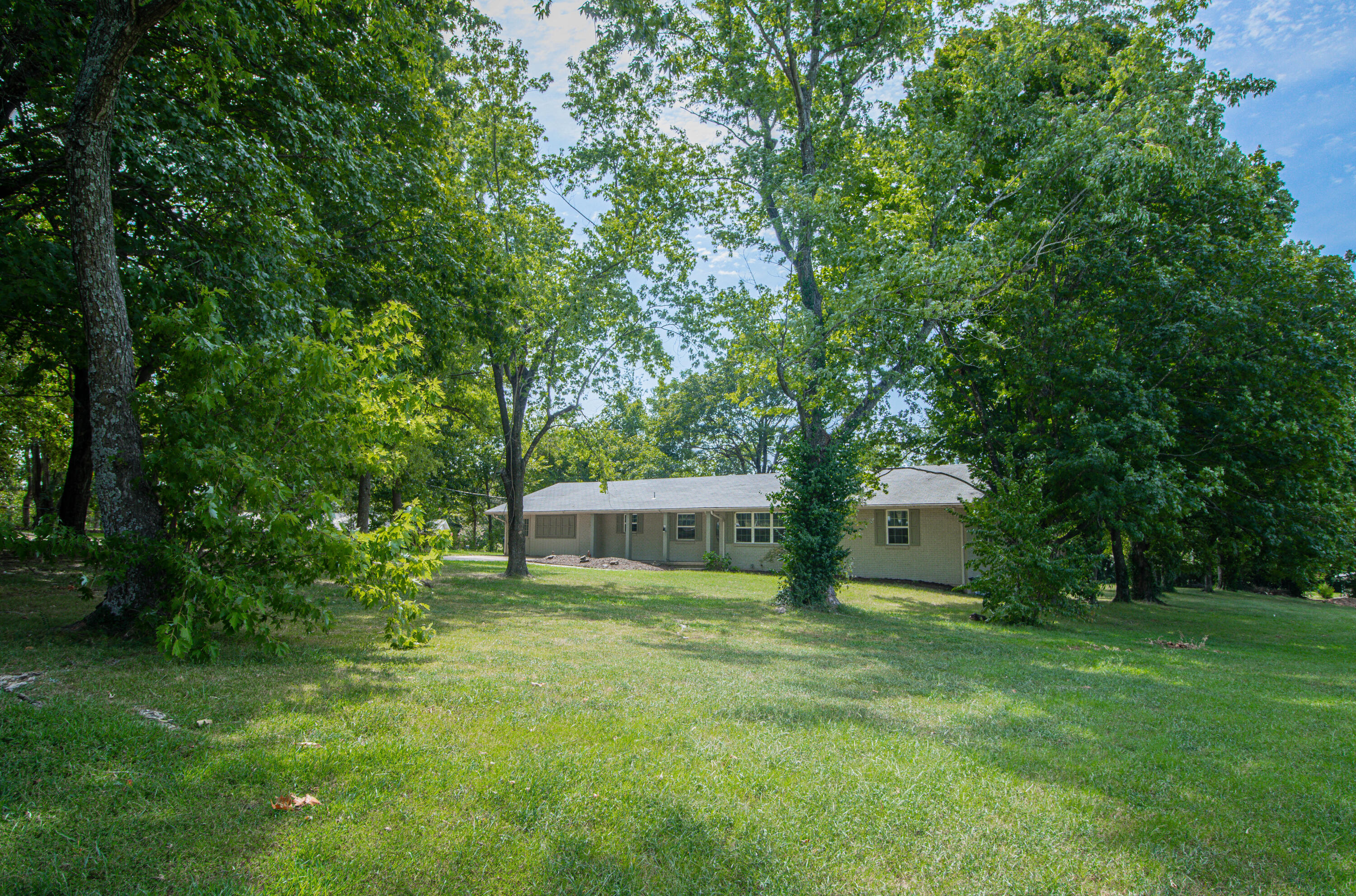 2541 Bunker Road West Property Photo 3