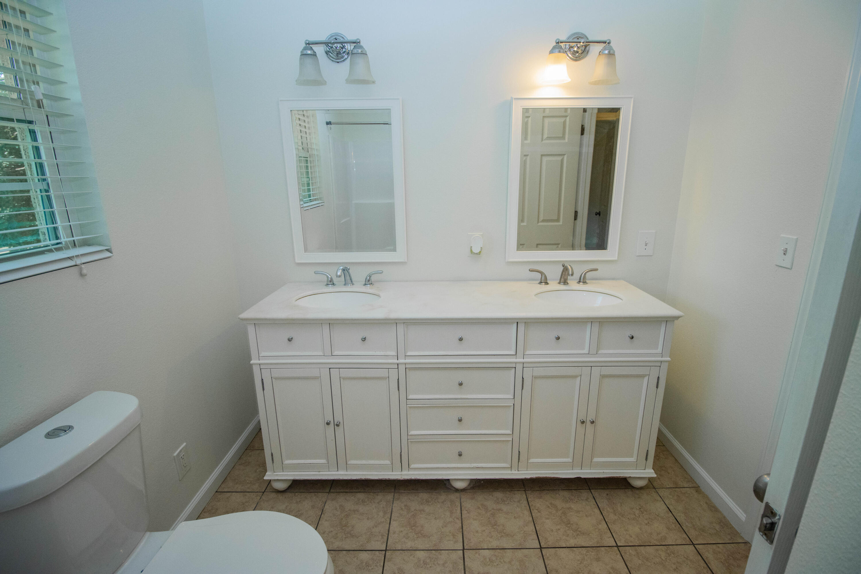 2541 Bunker Road West Property Photo 14