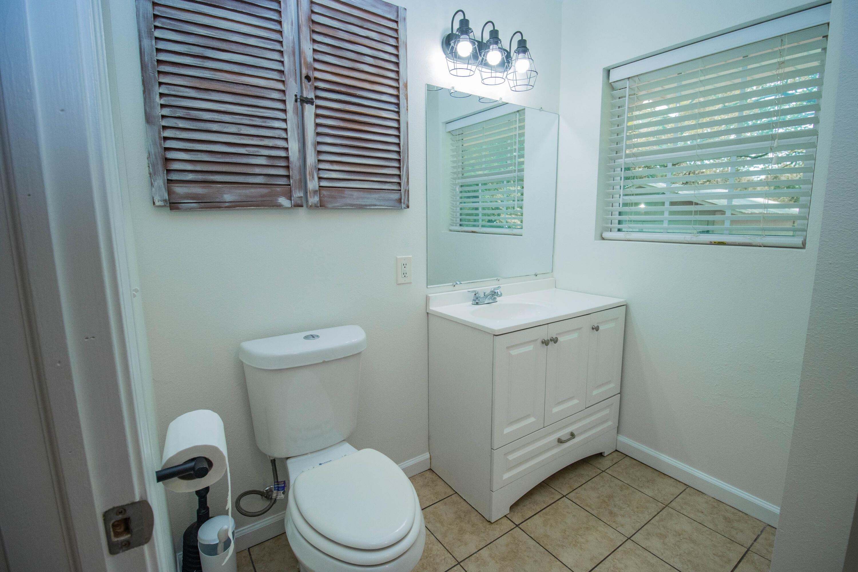 2541 Bunker Road West Property Photo 27