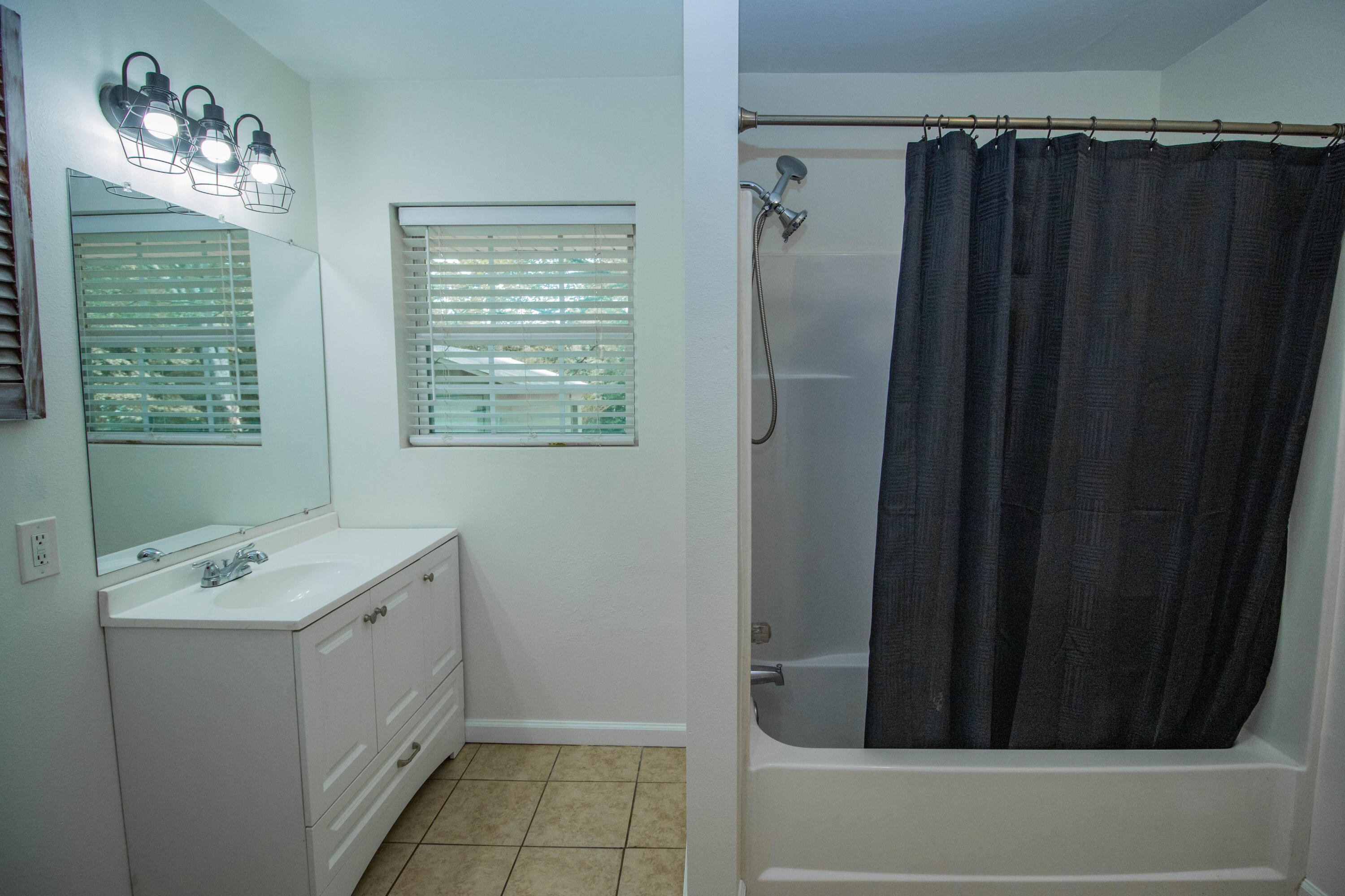 2541 Bunker Road West Property Photo 28