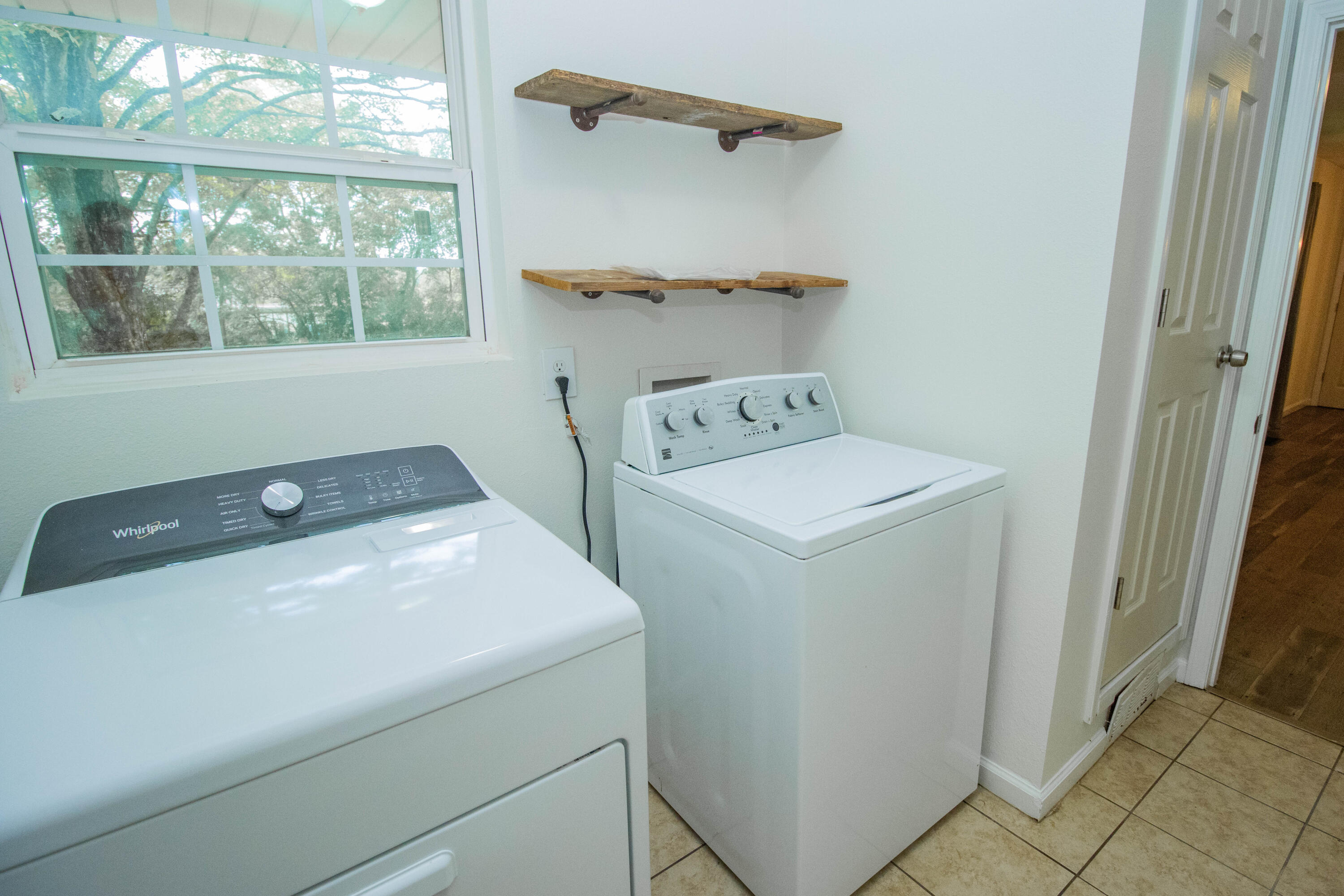 2541 Bunker Road West Property Photo 30