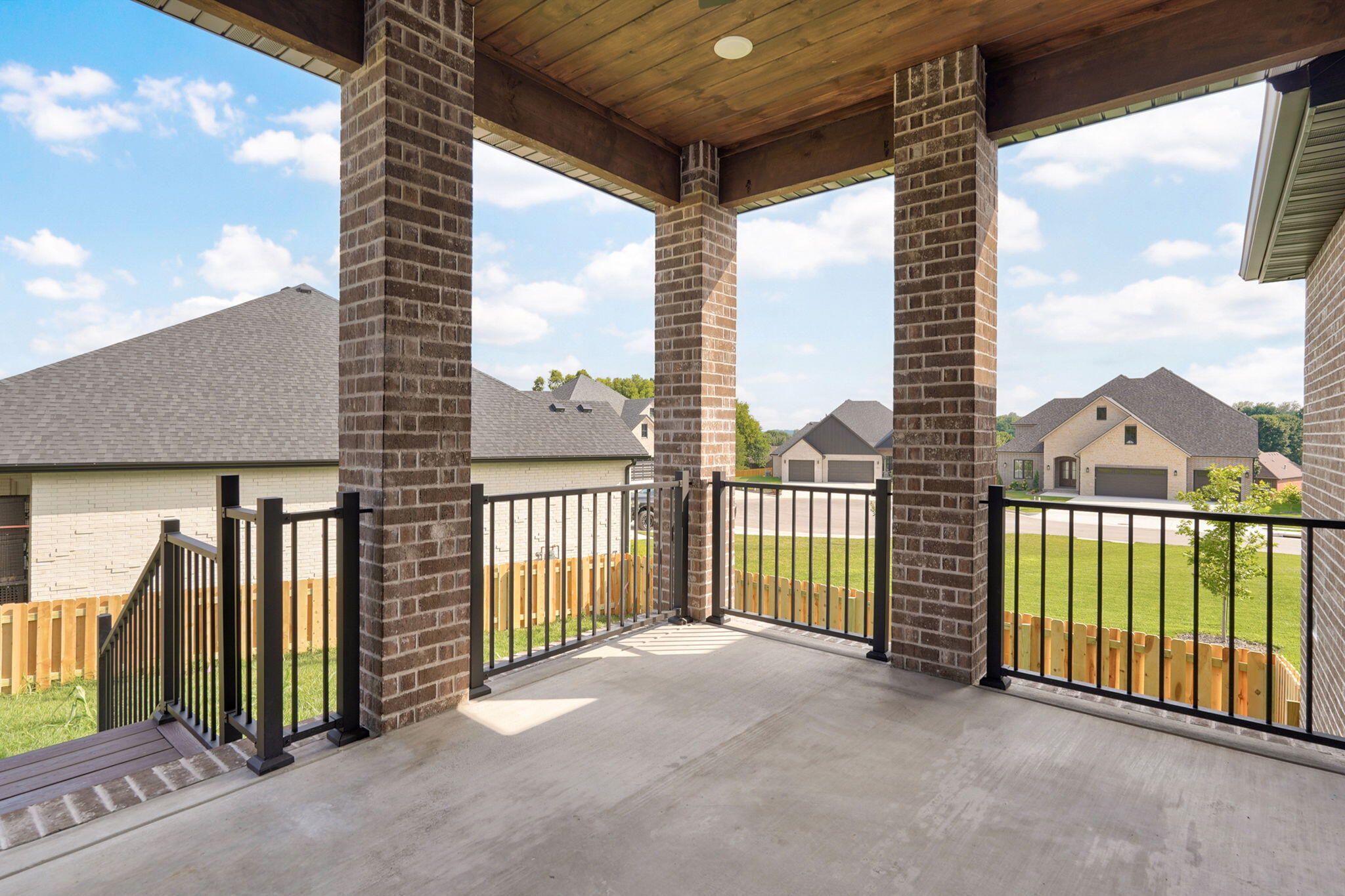 2124 North Sun Valley Drive Property Photo 35