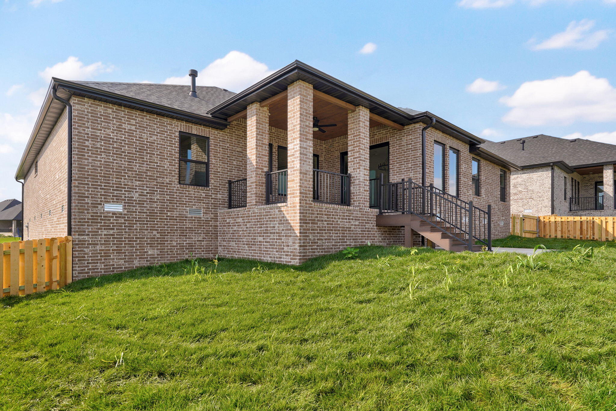 2124 North Sun Valley Drive Property Photo 40