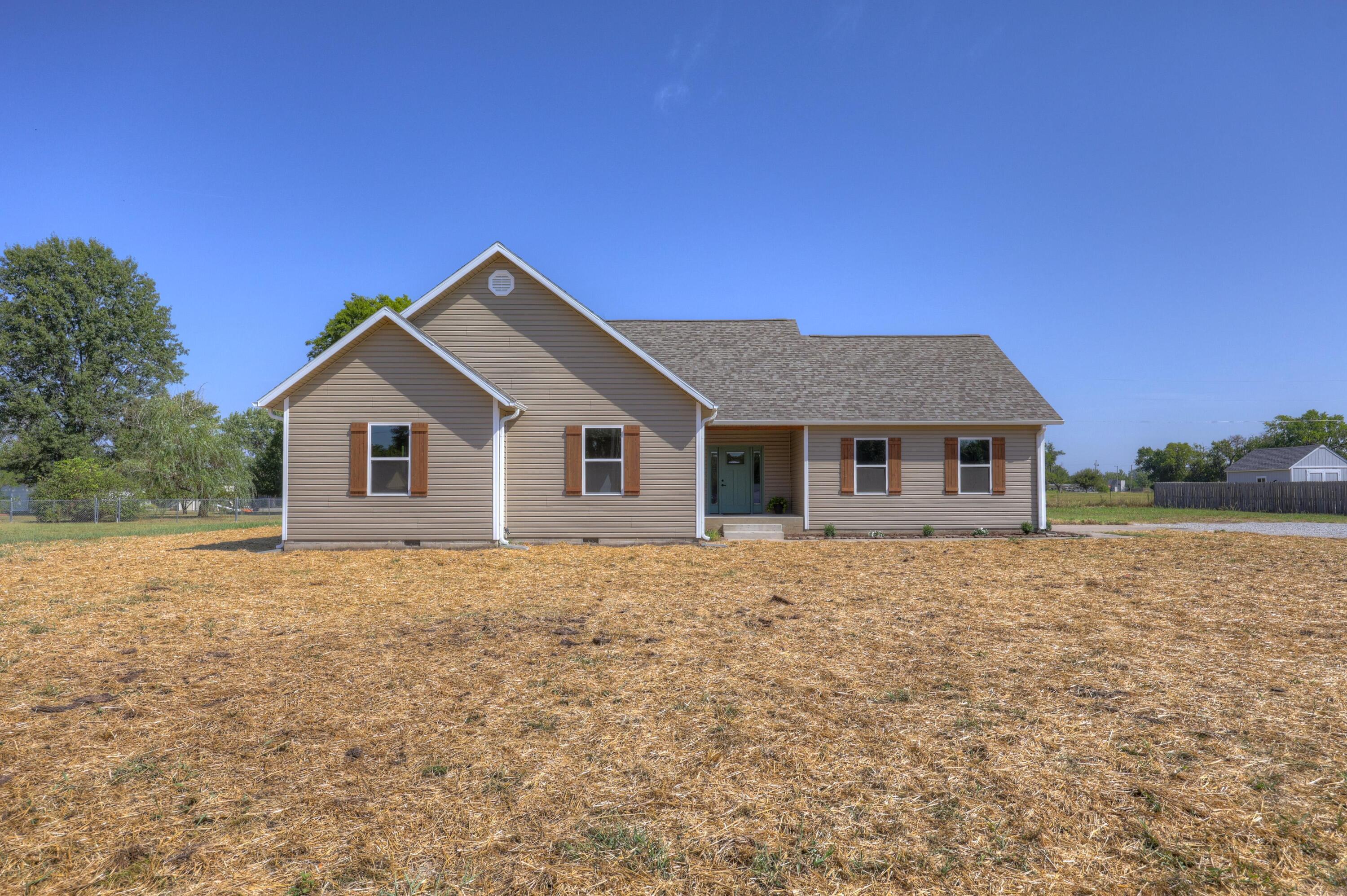 21419 Jester Lane Property Photo 2