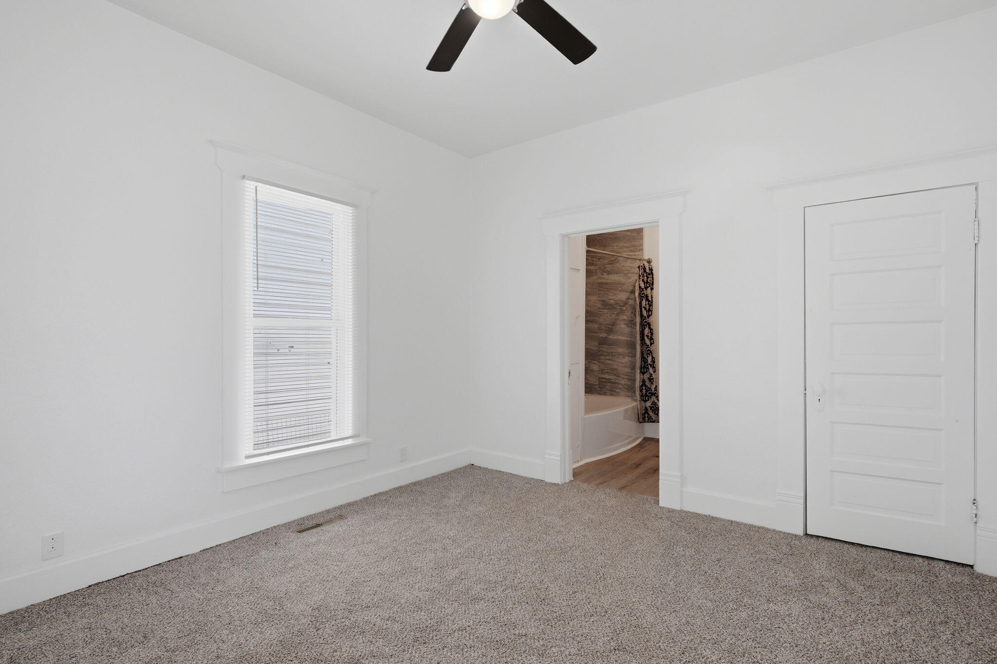 1511 South Pennsylvania Avenue Property Photo 18