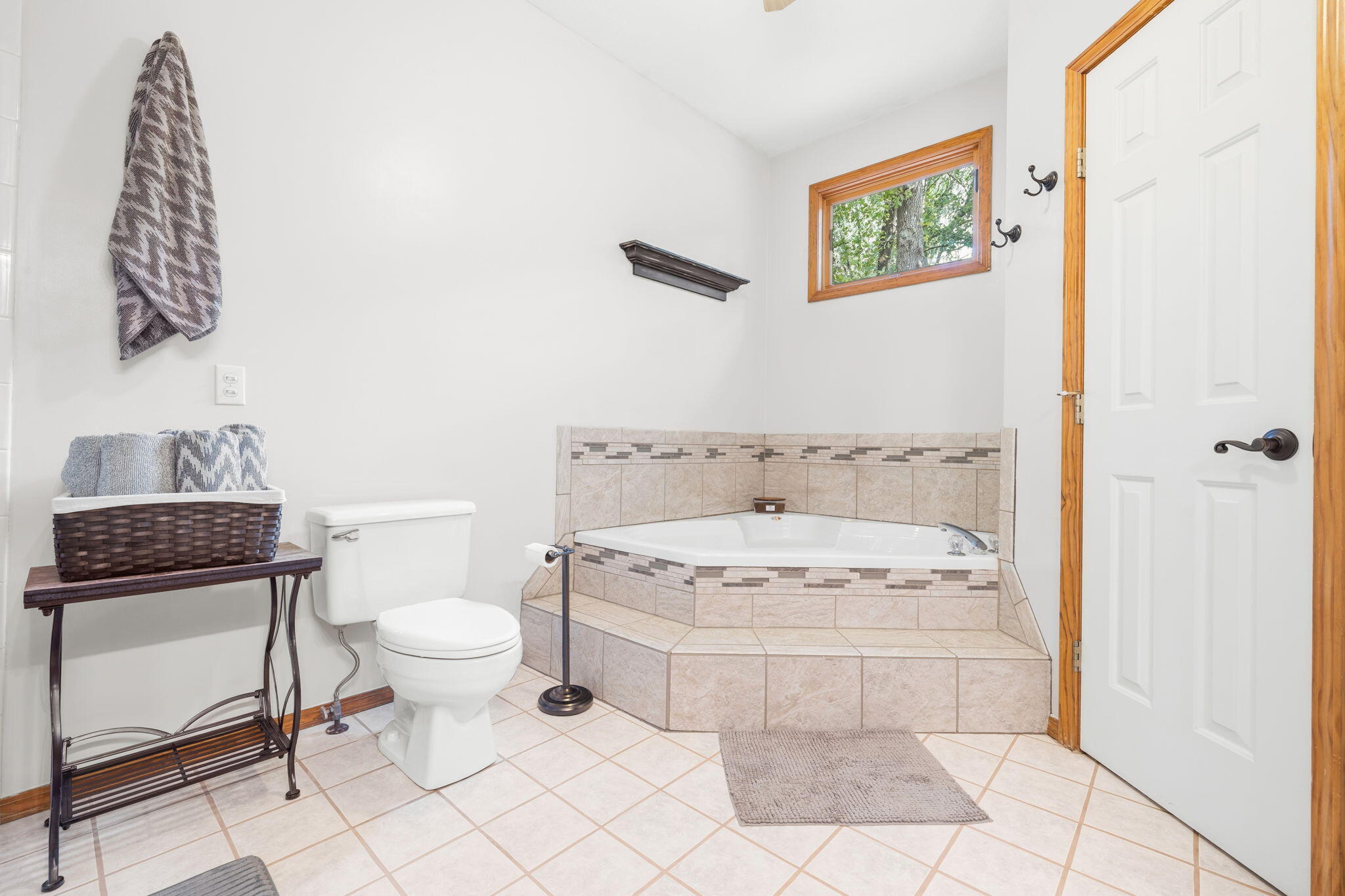 209 West Farm Road 82 Property Photo 31