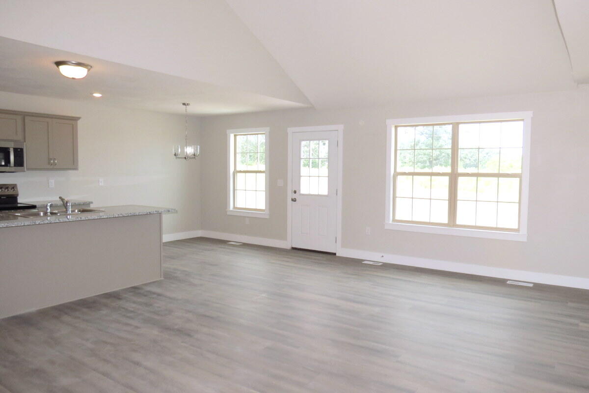 3801 West Riley Street Property Photo 5