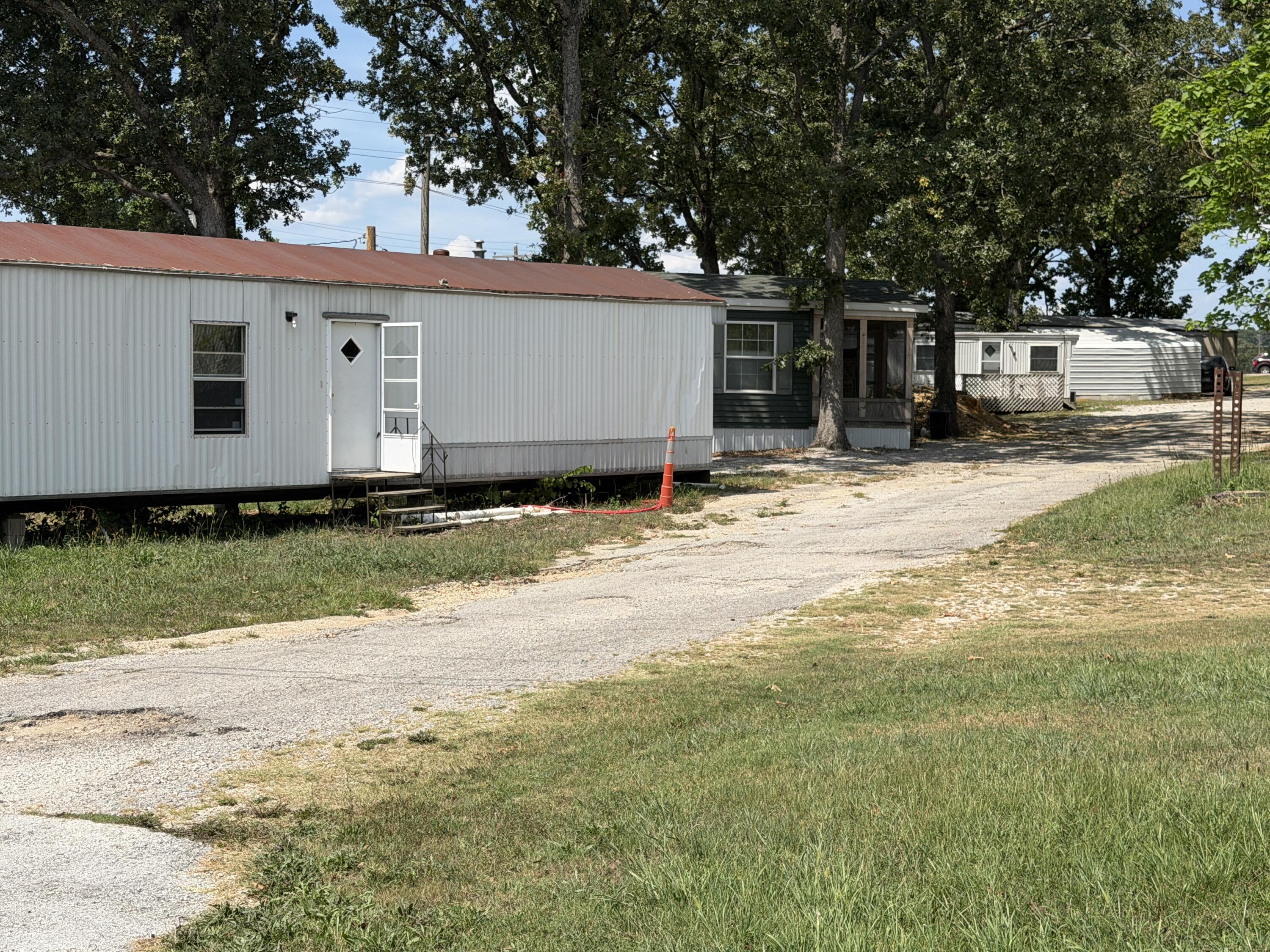 910 Sallee Avenue Property Photo 32