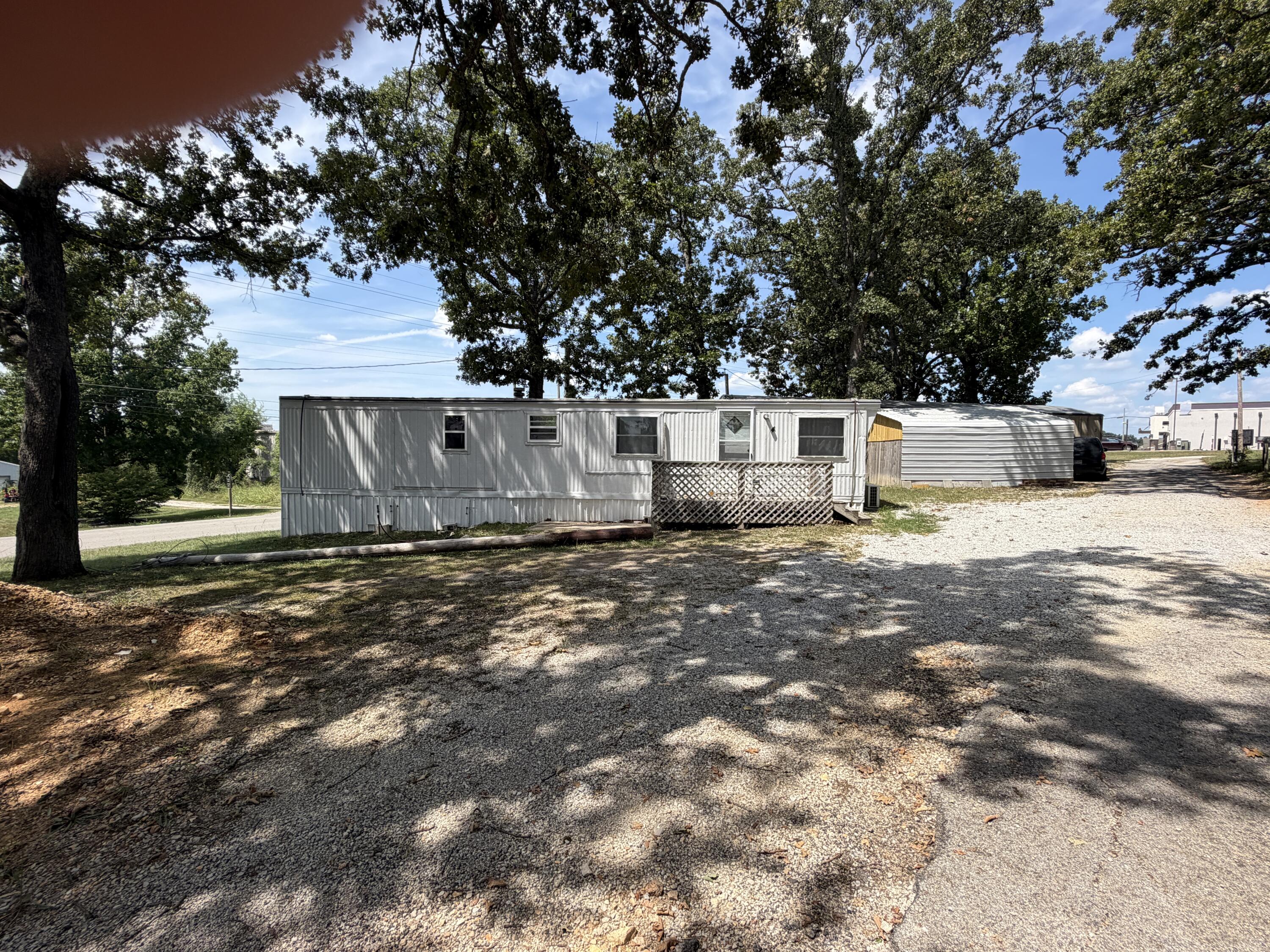 910 Sallee Avenue Property Photo 38