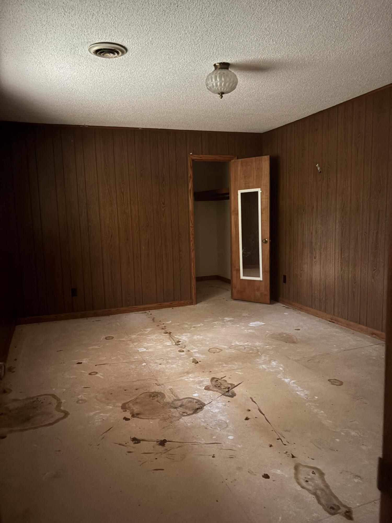 911 Rocketdyne Road Property Photo 6