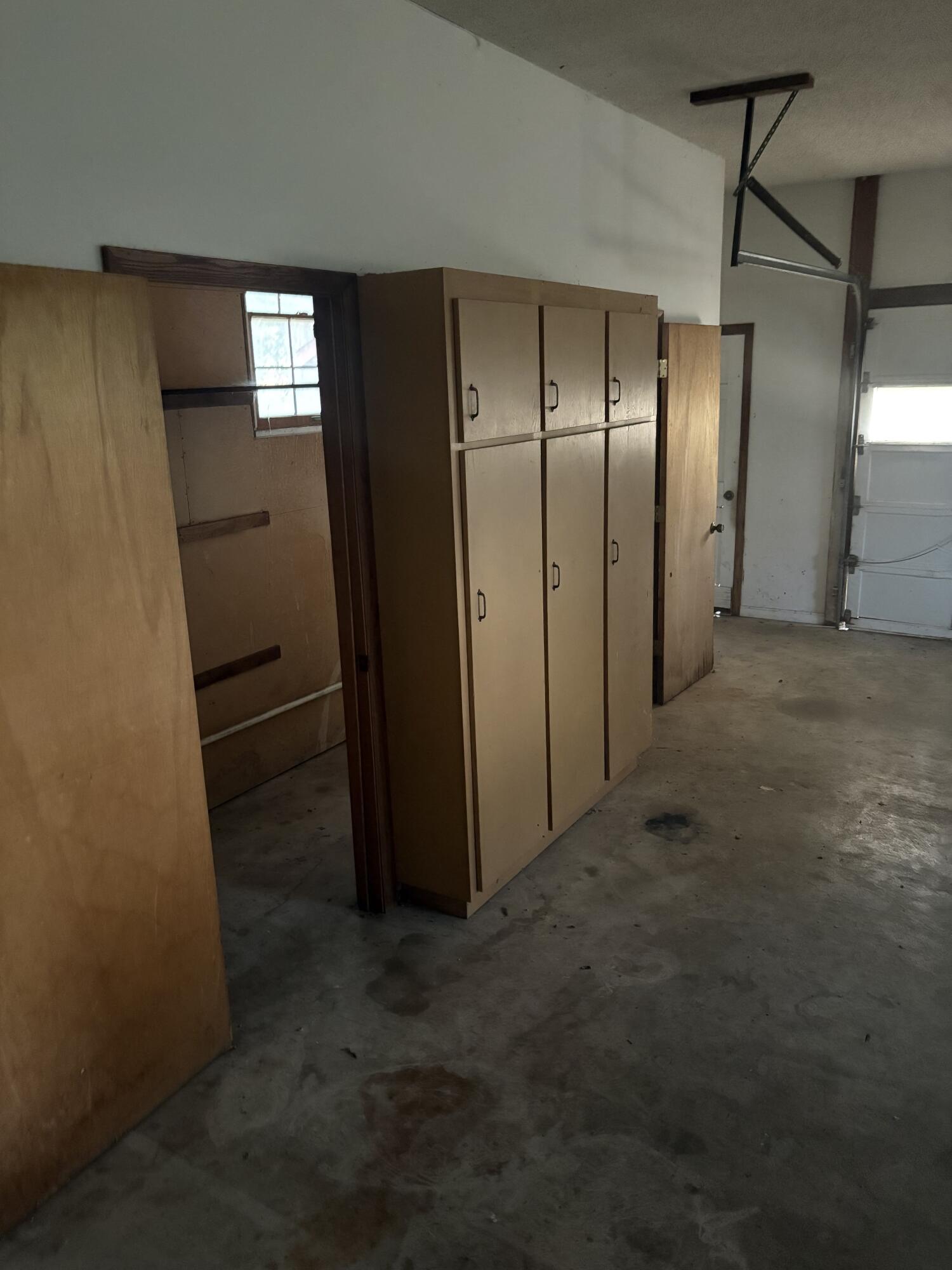 911 Rocketdyne Road Property Photo 20