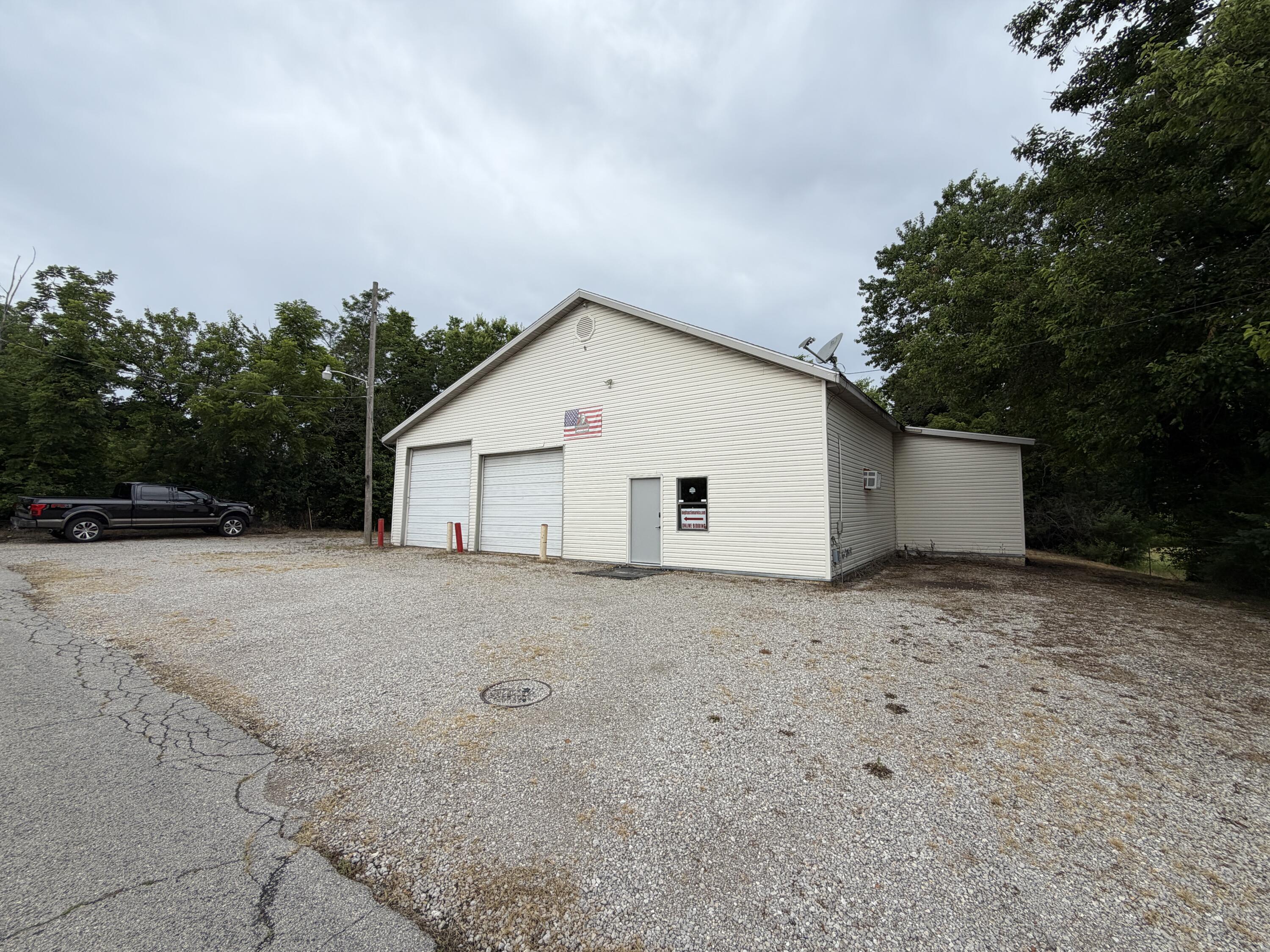 711 Kenoly Street Property Photo 2