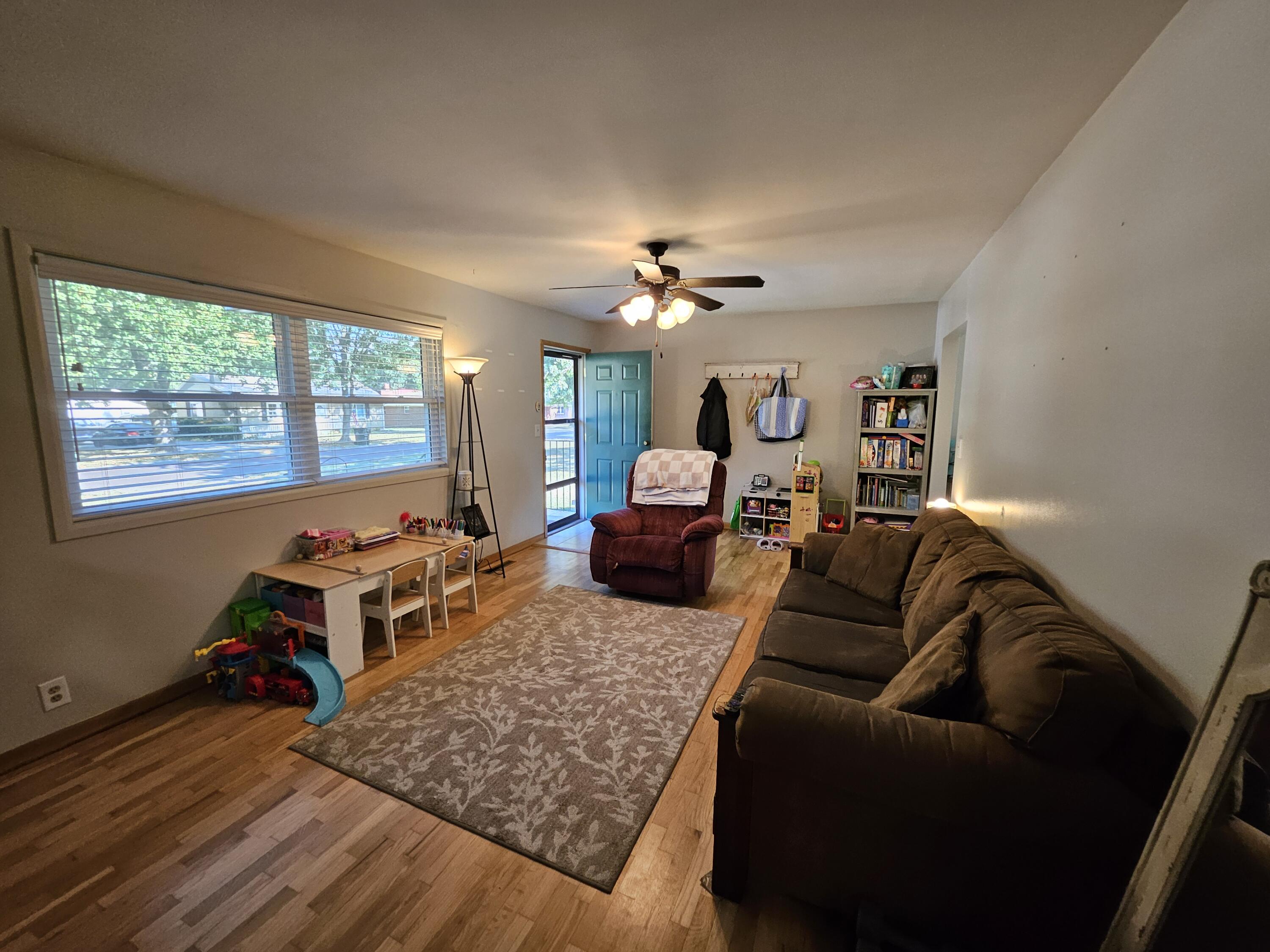 1310 6th Street Property Photo 3