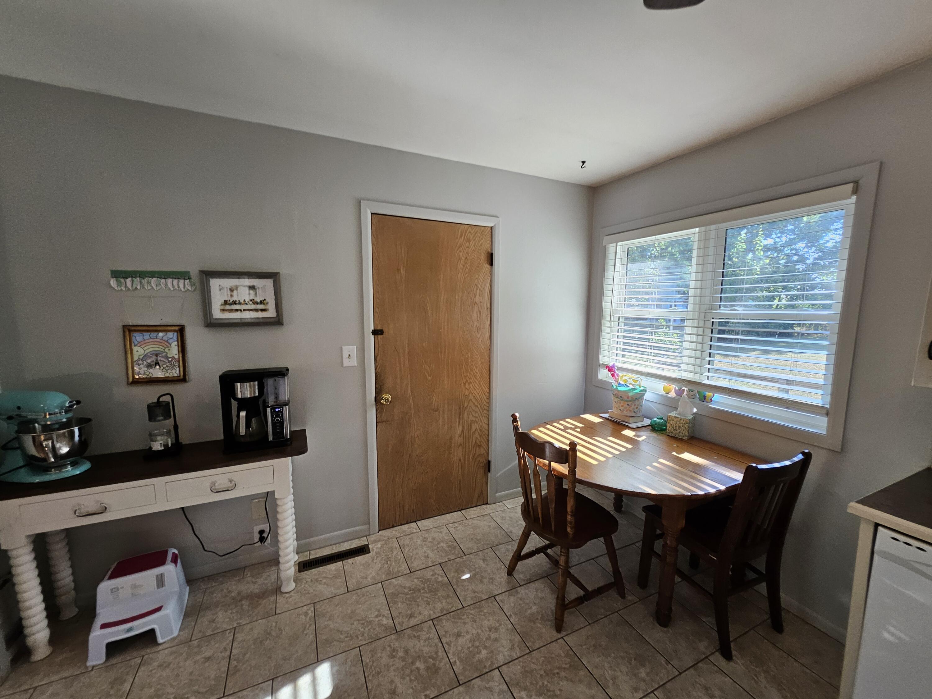 1310 6th Street Property Photo 8