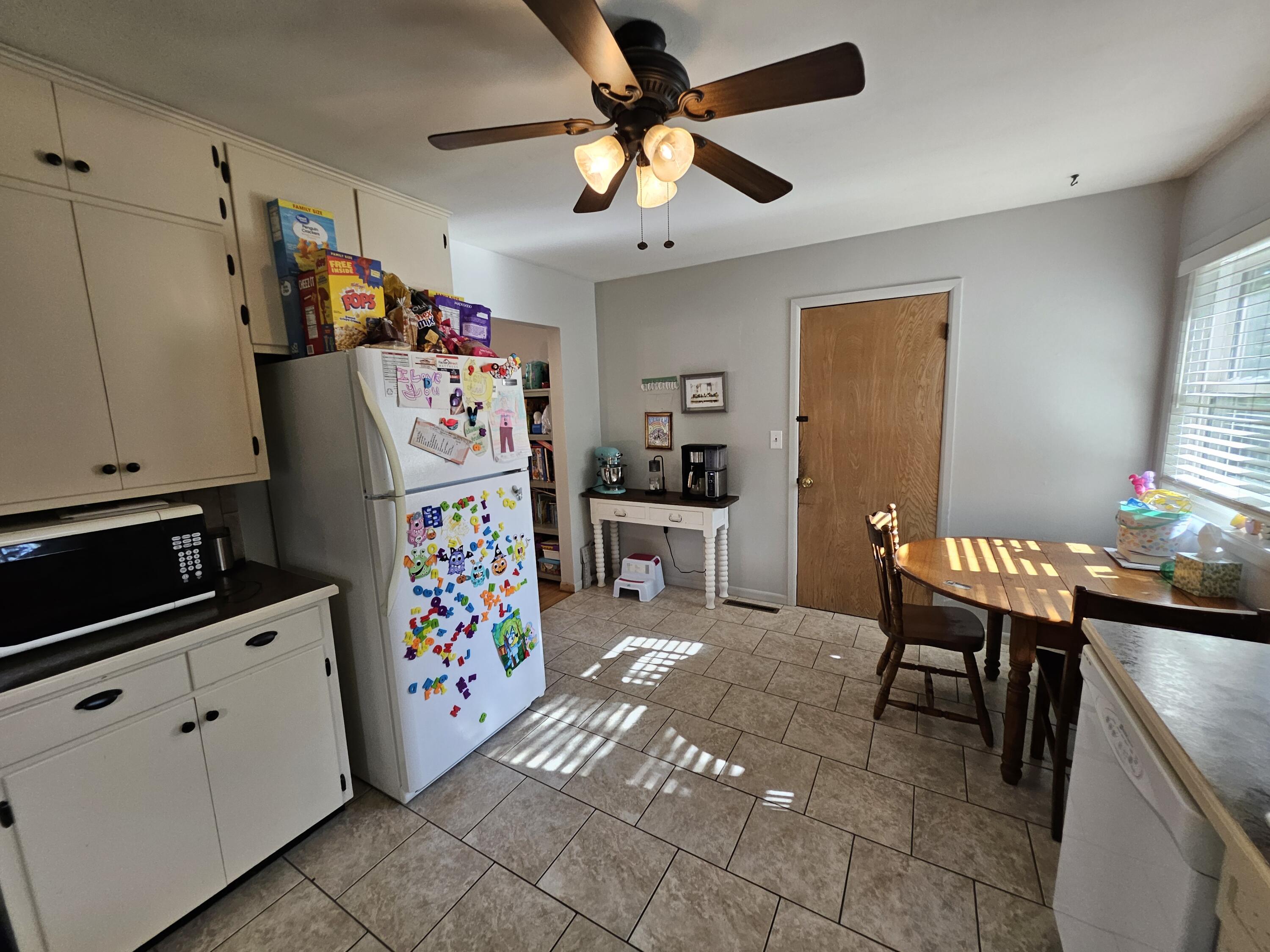 1310 6th Street Property Photo 9