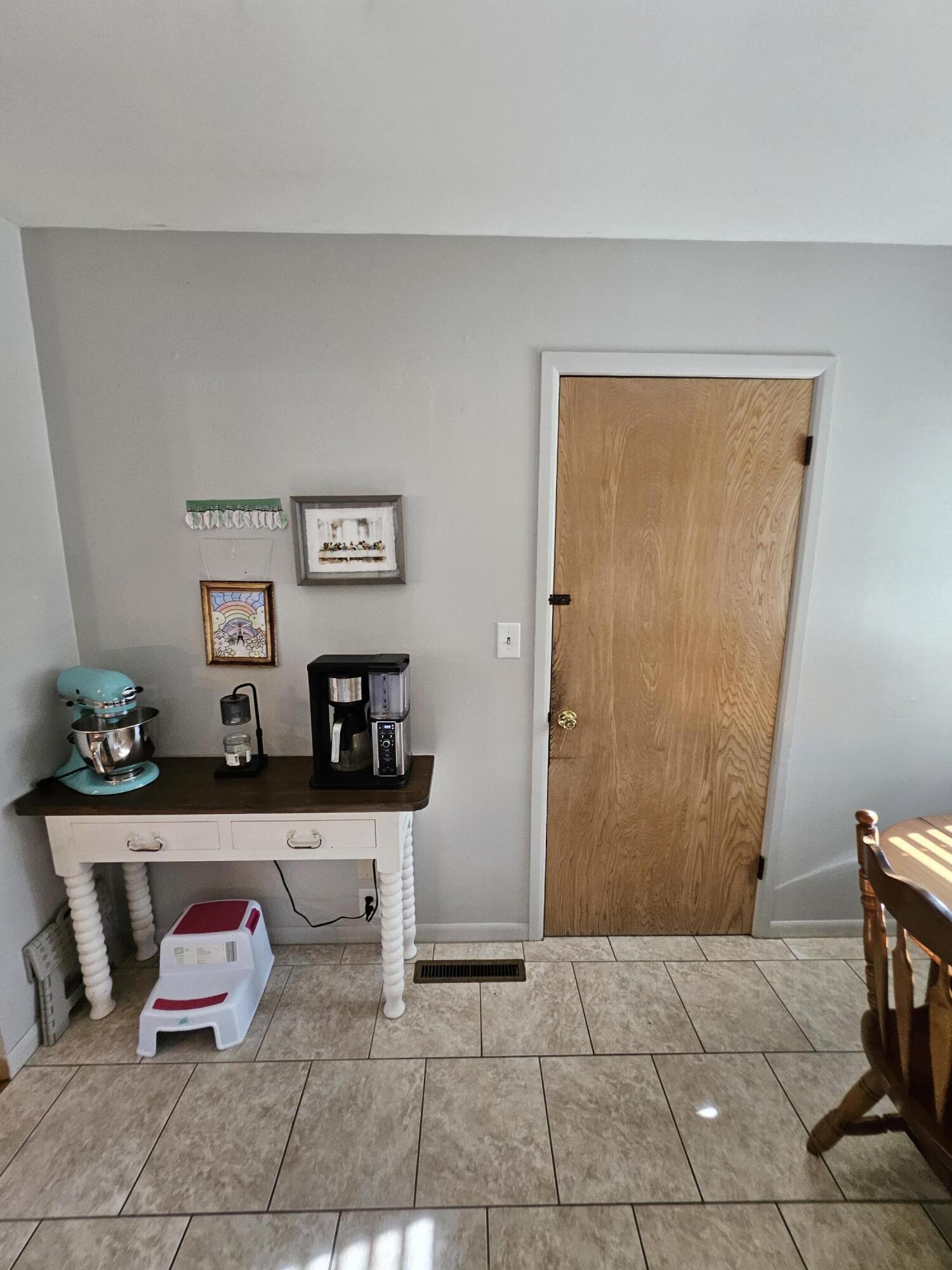 1310 6th Street Property Photo 10