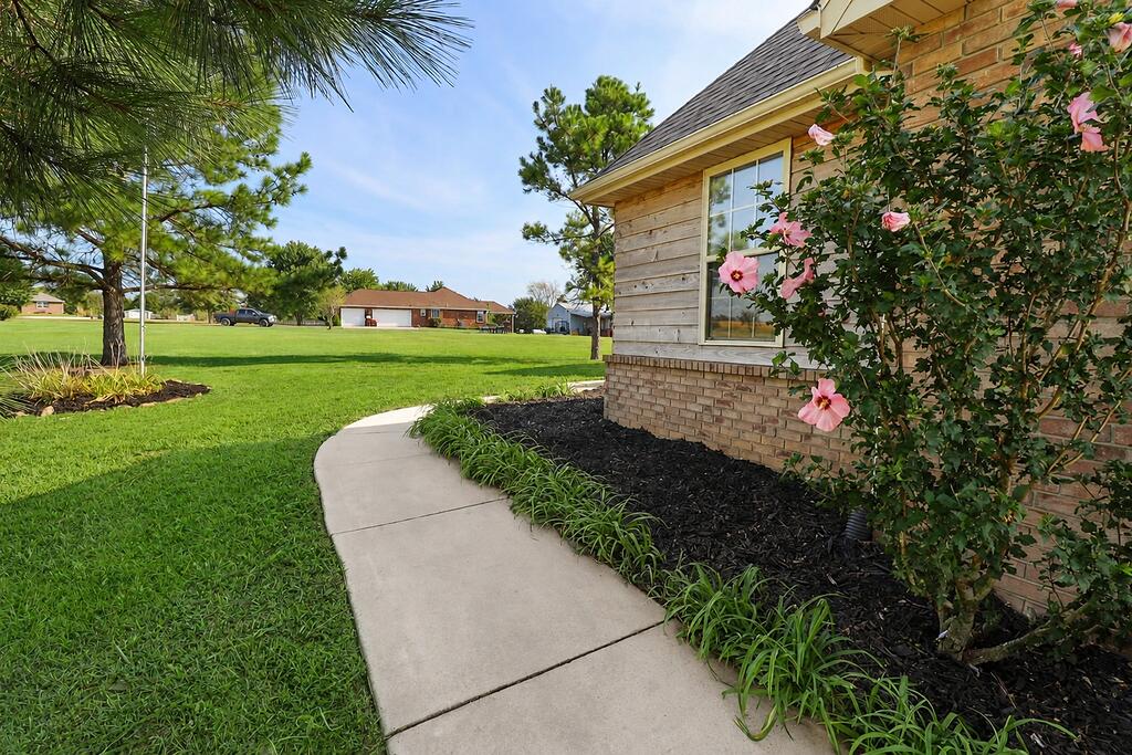 240 Cedar Lane Property Photo 3