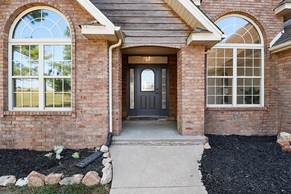 240 Cedar Lane Property Photo 4
