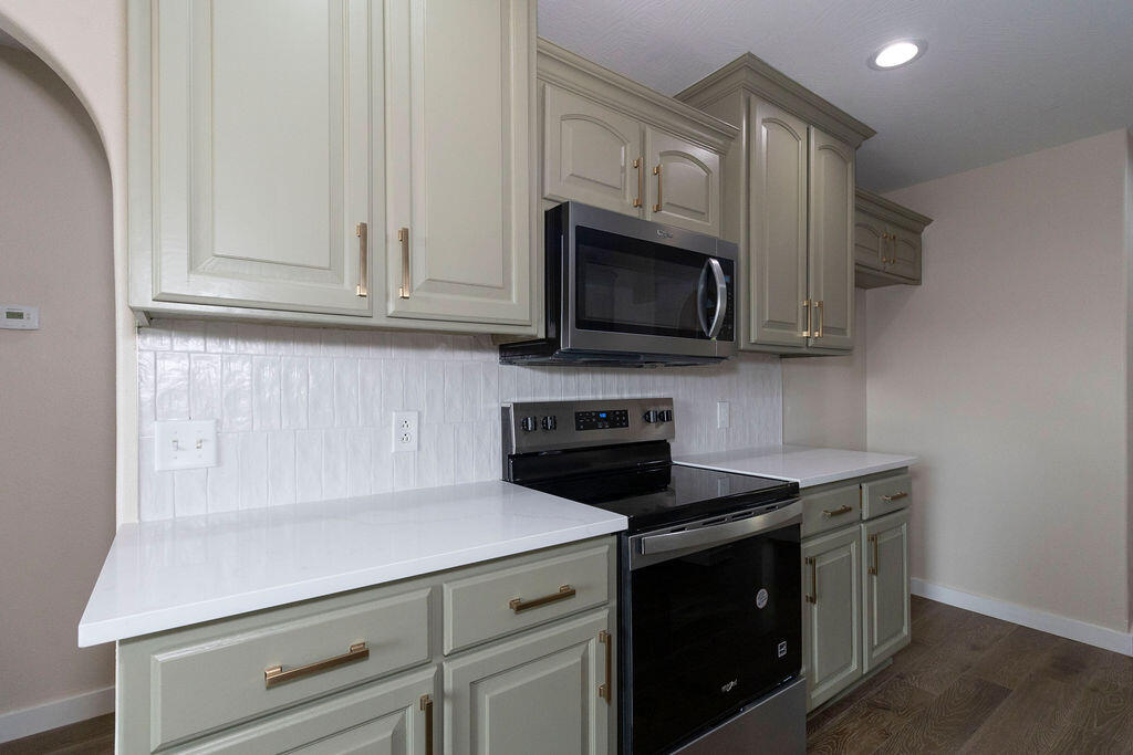 240 Cedar Lane Property Photo 19