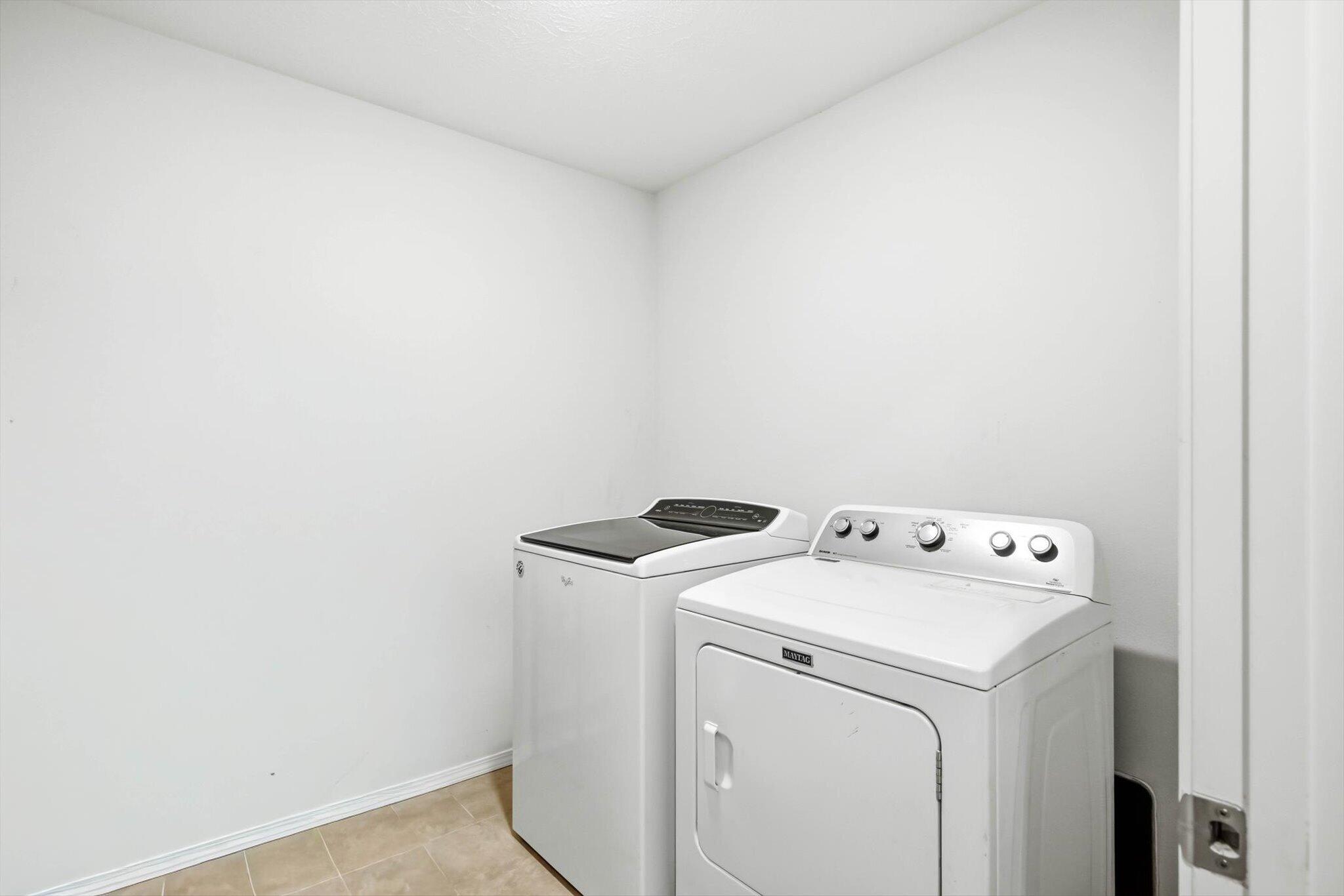 1320 South Olde Savannah Avenue Property Photo 15