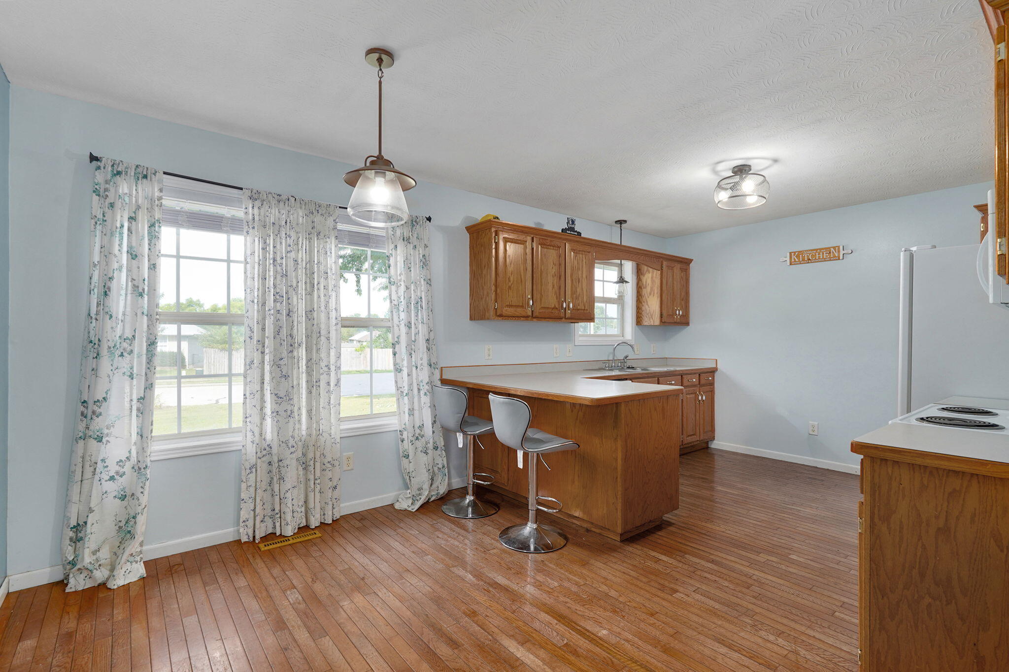 204 Arrowhead Road Property Photo 9