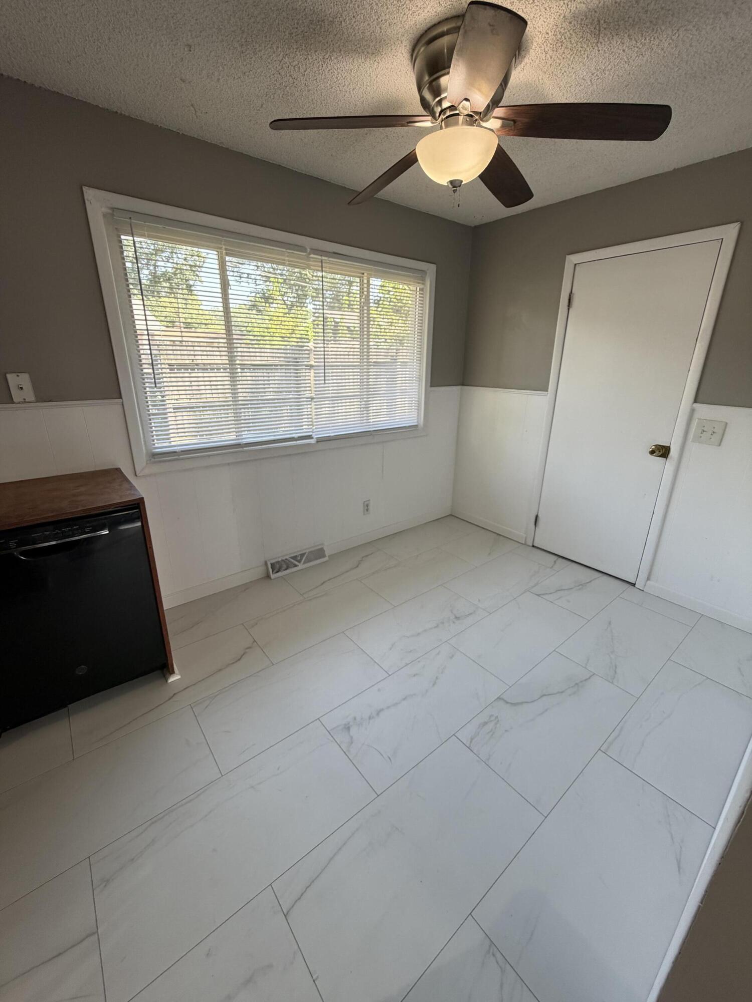 130 North Lafayette Avenue Property Photo 7