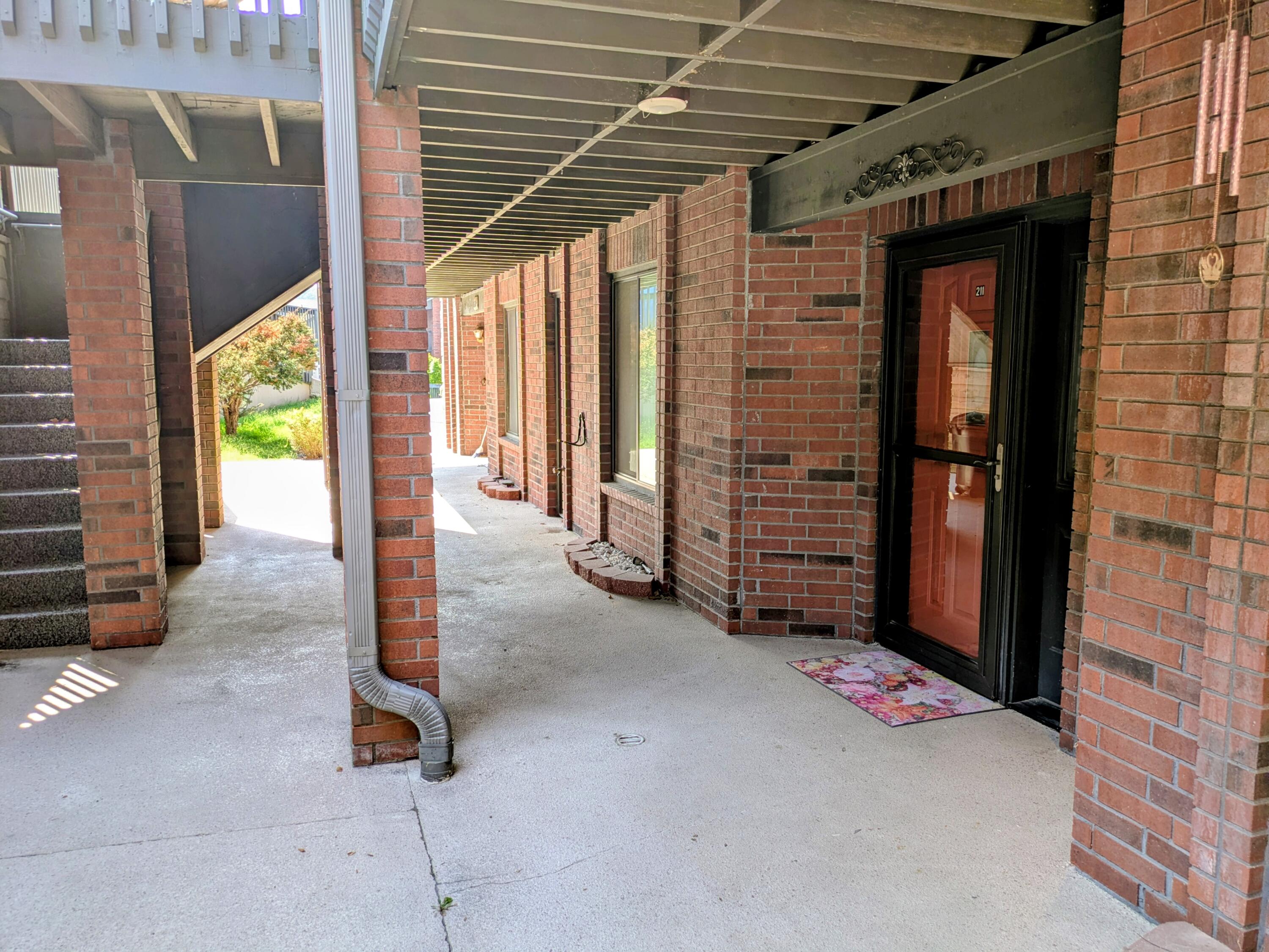 150 Sunken Forest Dr. 8-211 Property Photo 69