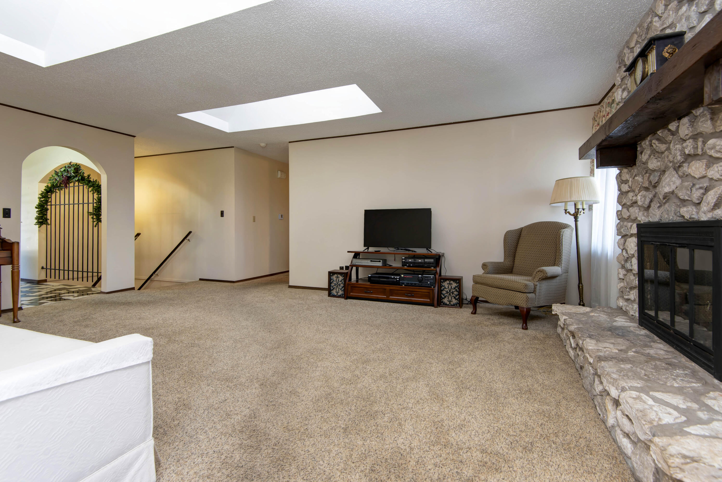 506 East Kingsley Street Property Photo 5