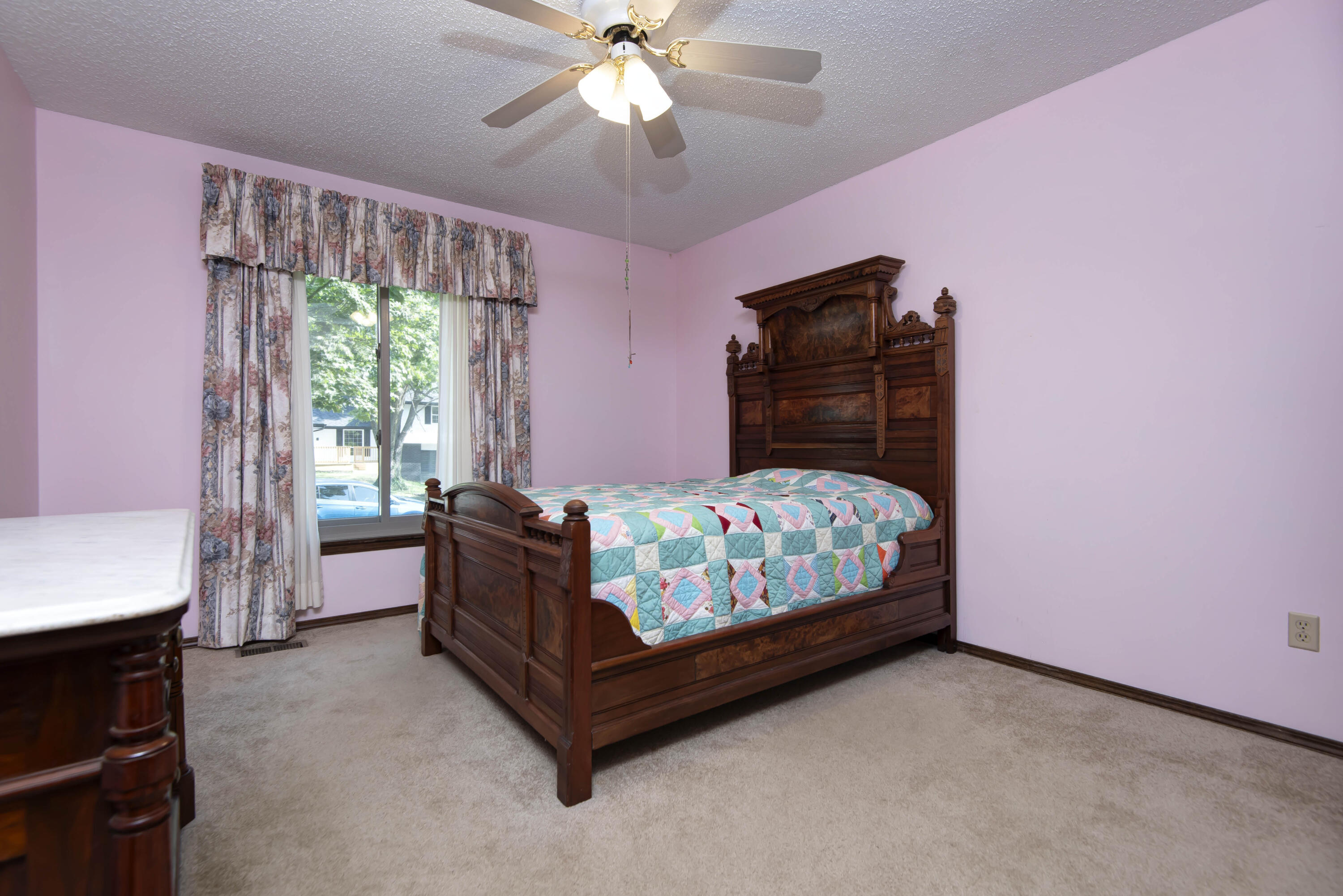 506 East Kingsley Street Property Photo 14