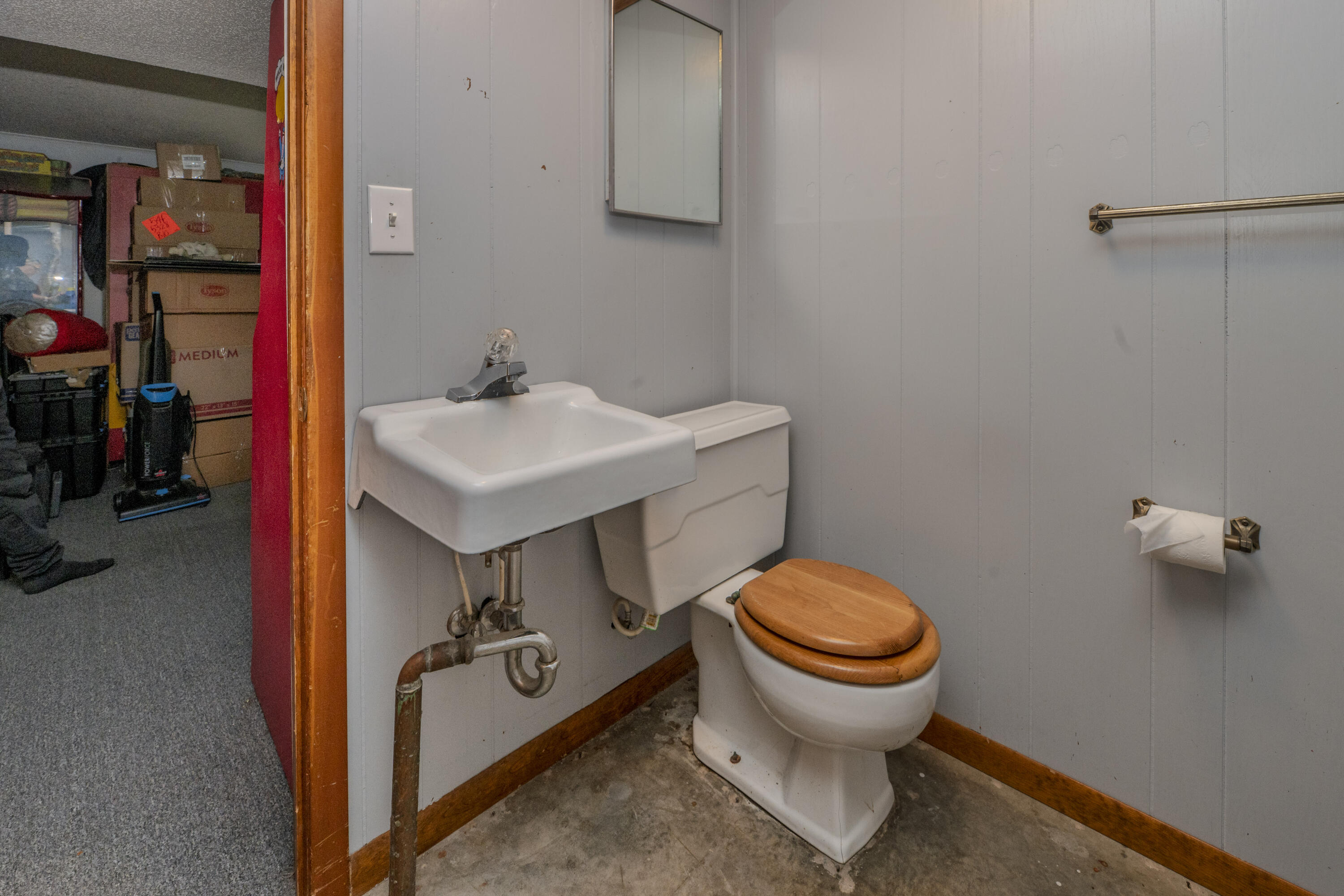 3311 Lake Trenton Drive Property Photo 18