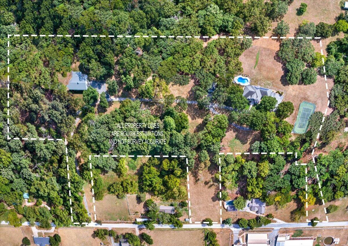 15531 Kentucky Road Property Photo 3