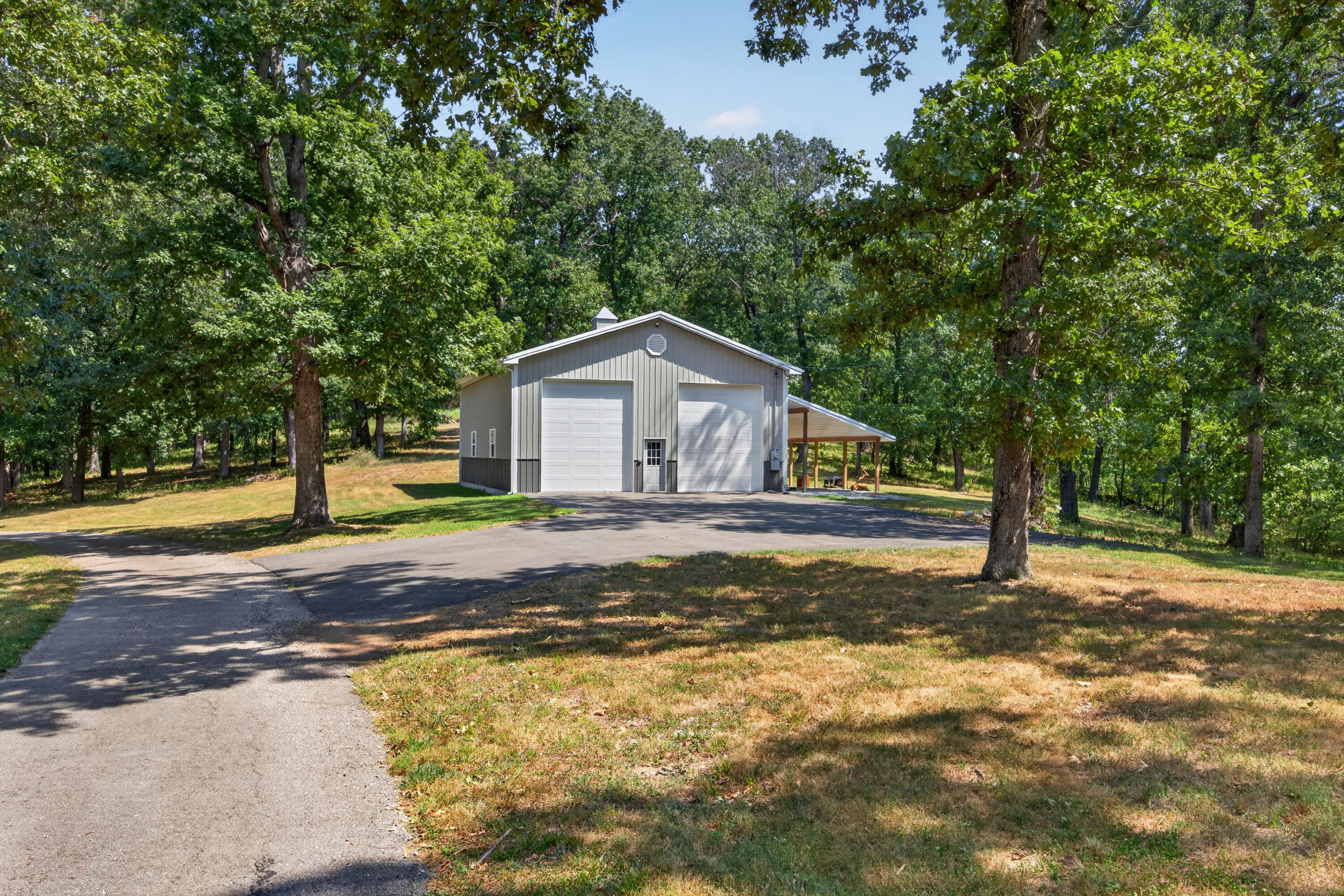 15531 Kentucky Road Property Photo 7