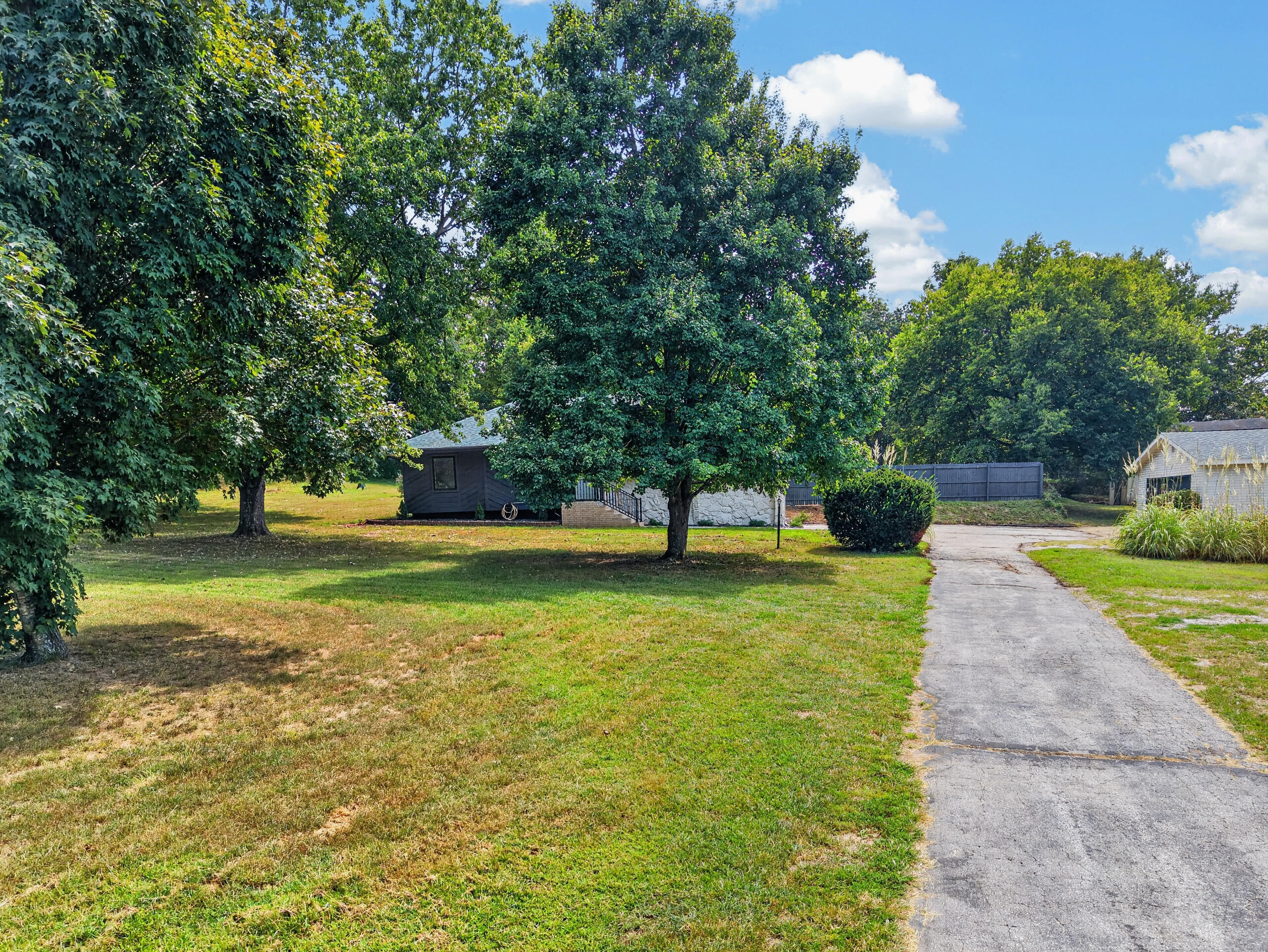 3144 West Heritage Drive Property Photo 3
