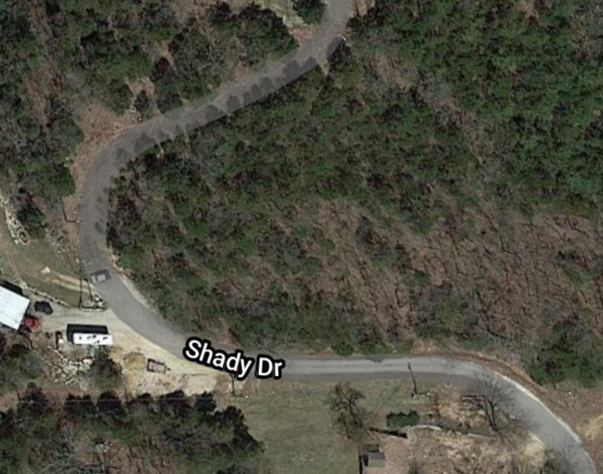 000 Shady Drive Property Photo 13
