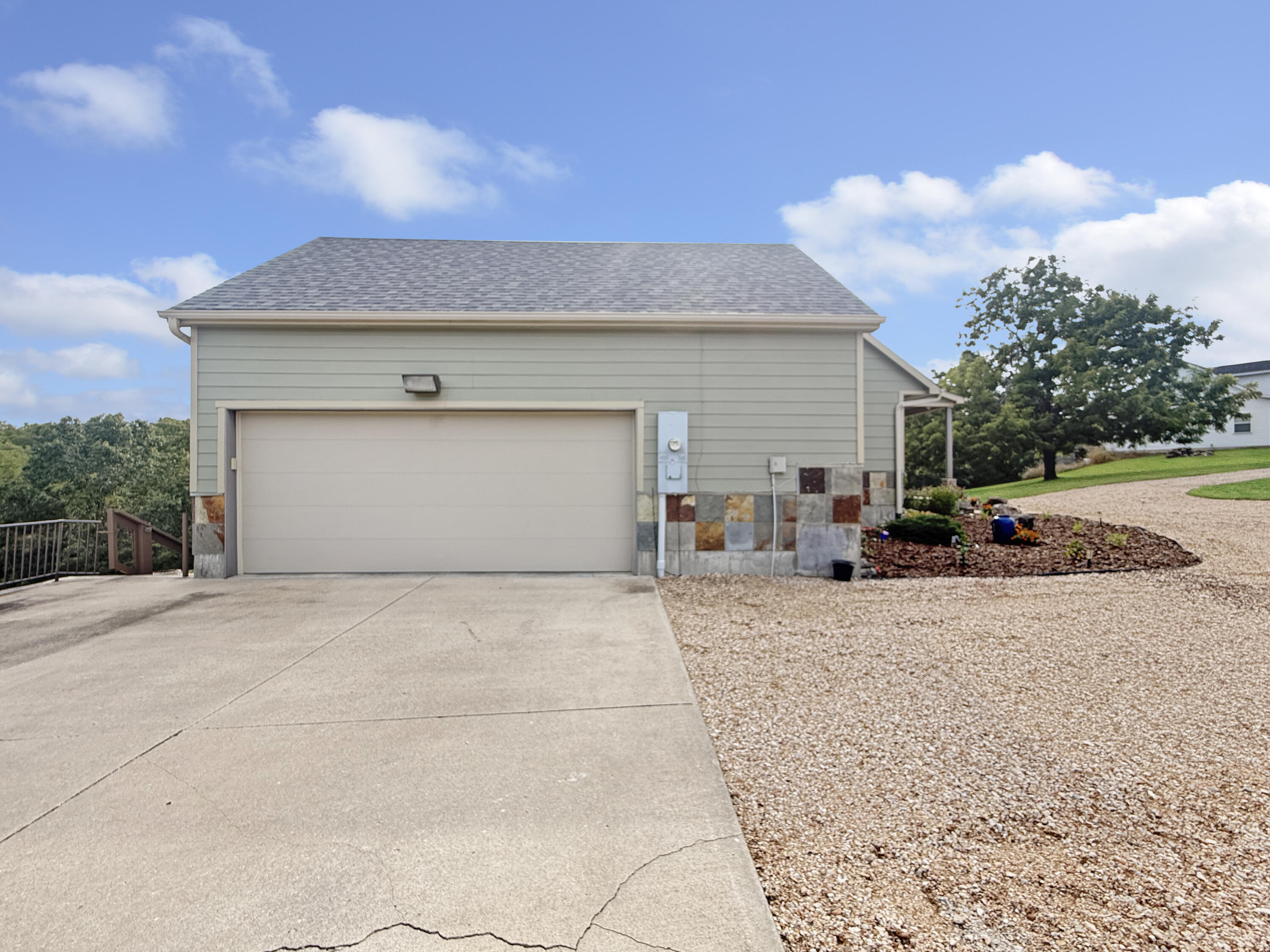 2400 Robertson Mill Way Property Photo 16