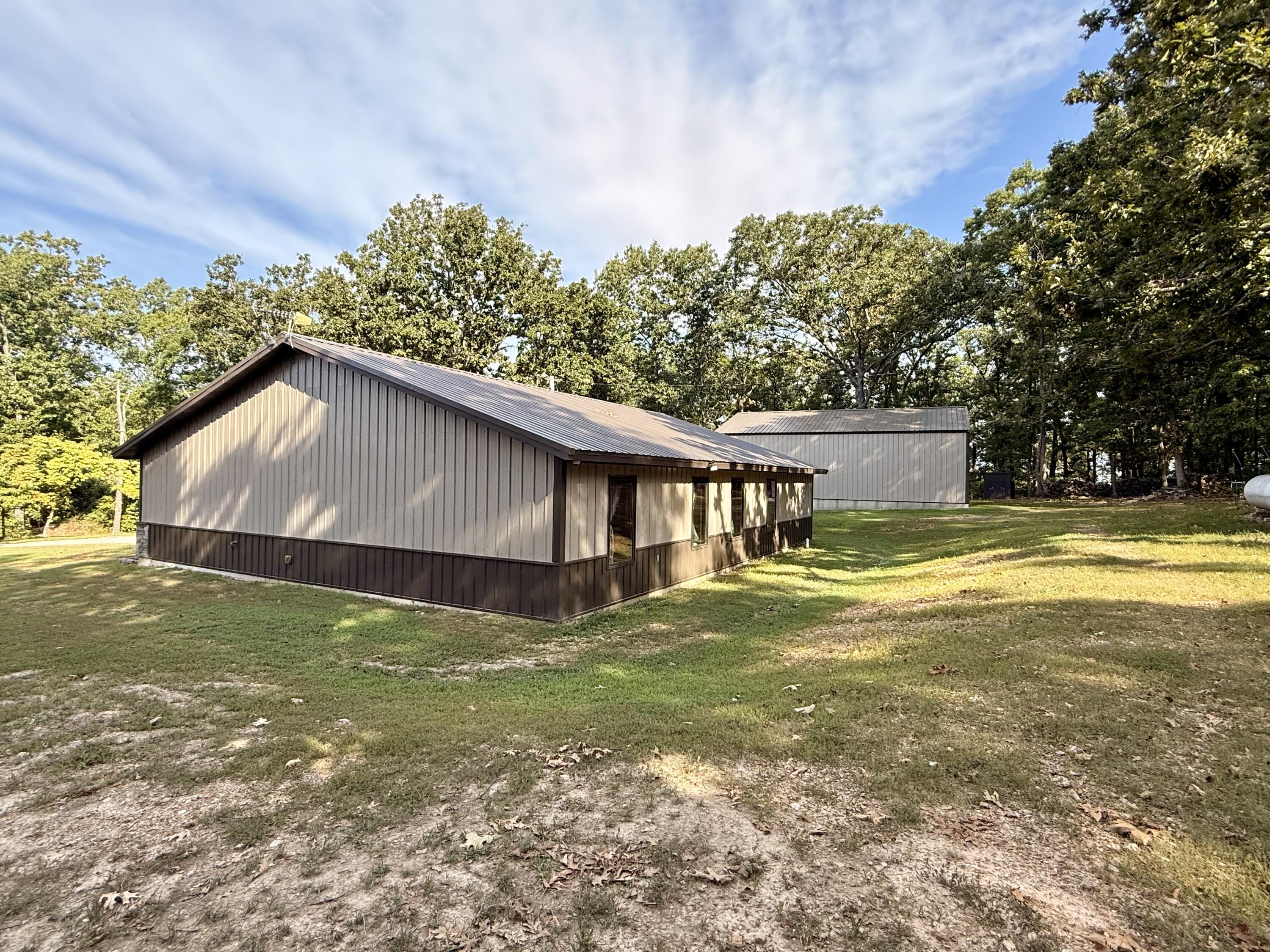 21275 State Hwy P Property Photo 40