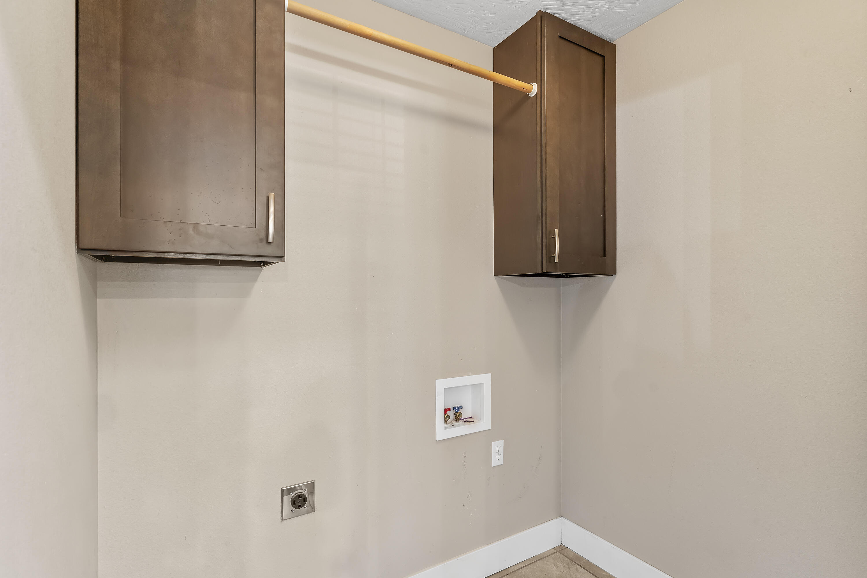 832 Shaffer Street Property Photo 15